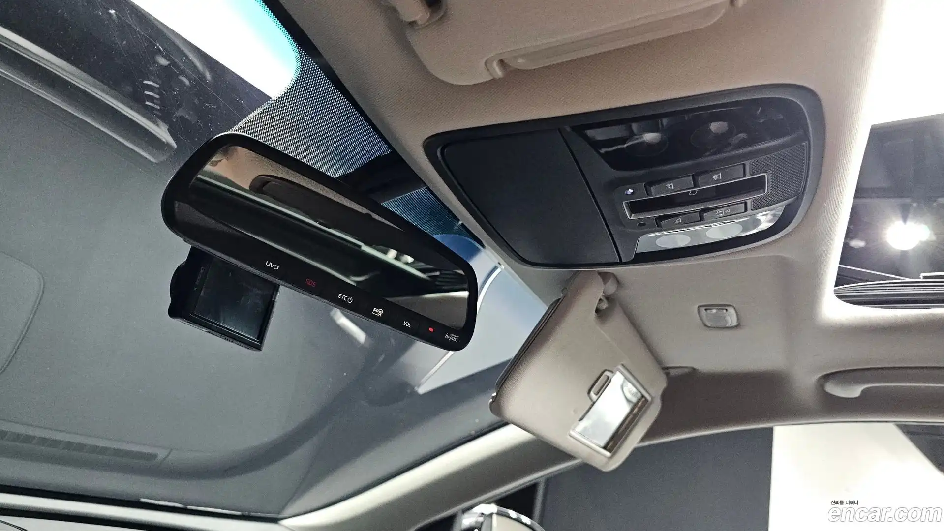 Sorento Kia 2018.4-OPTION-021
