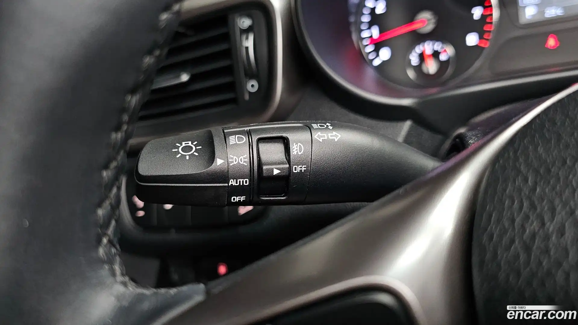 Sorento Kia 2018.4-OPTION-040