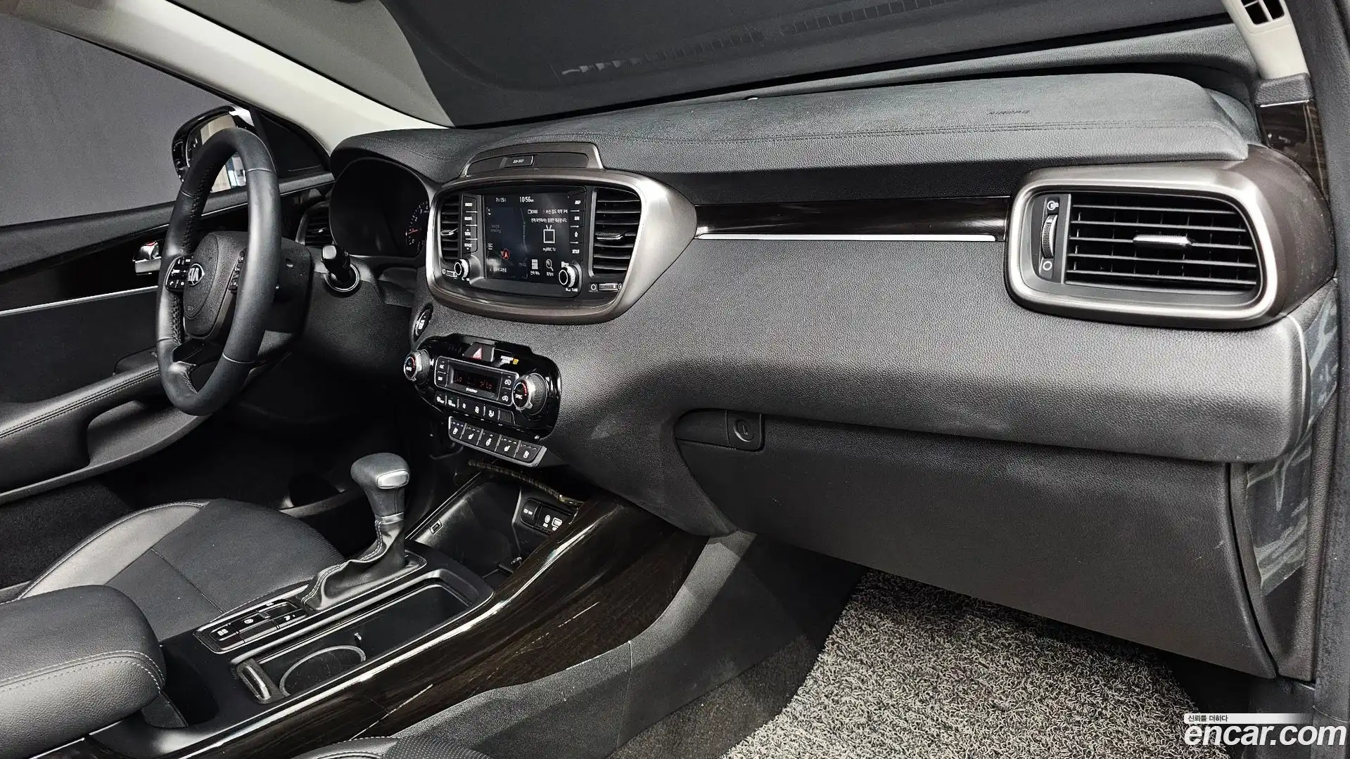 Sorento Kia 2018.4-OPTION-044