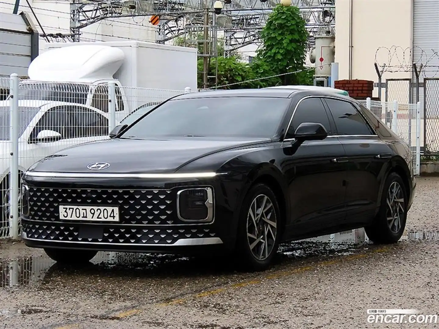 Grandeur Hyundai 2023.3-OUTER-002