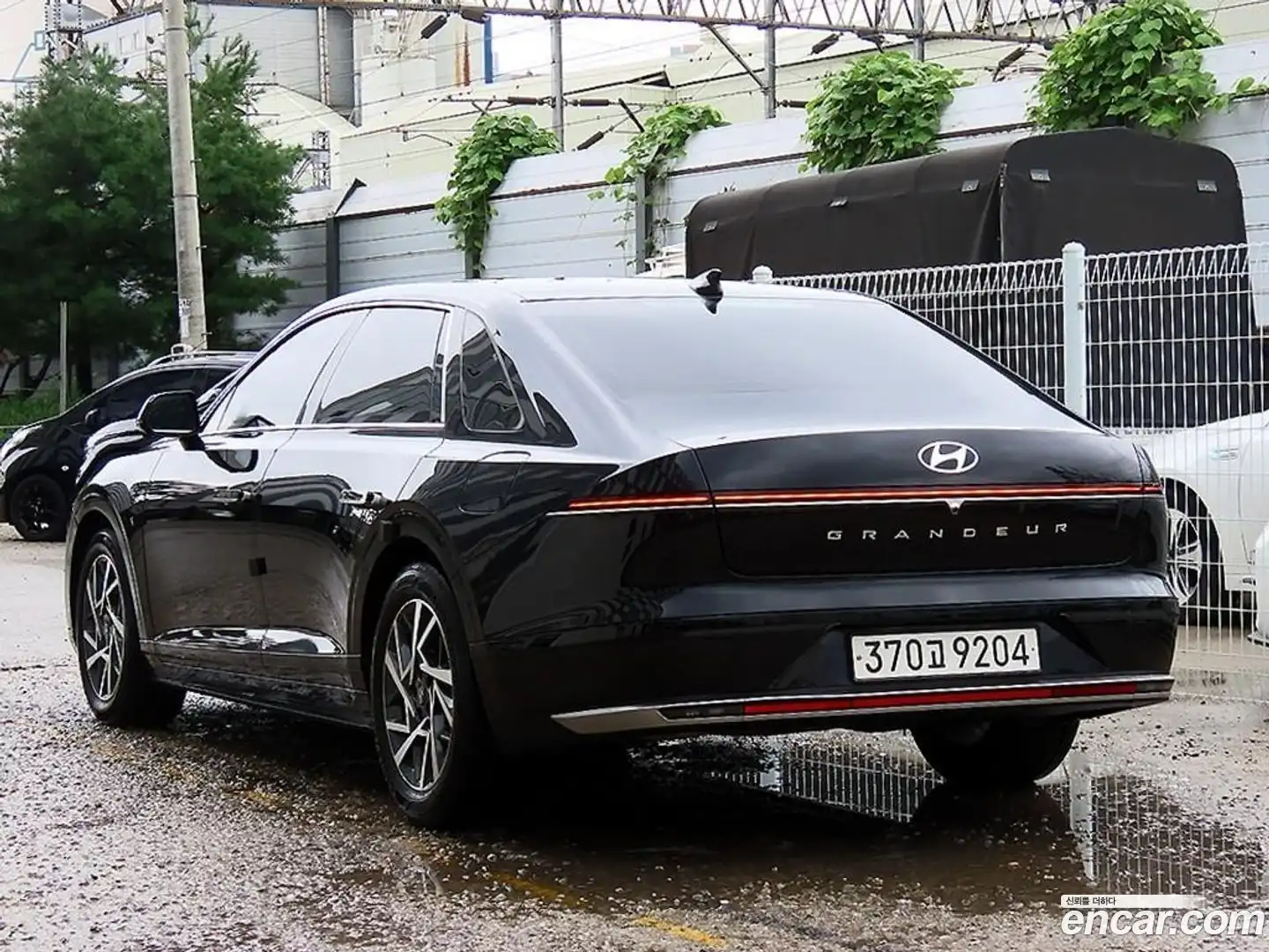 Grandeur Hyundai 2023.3-OUTER-003