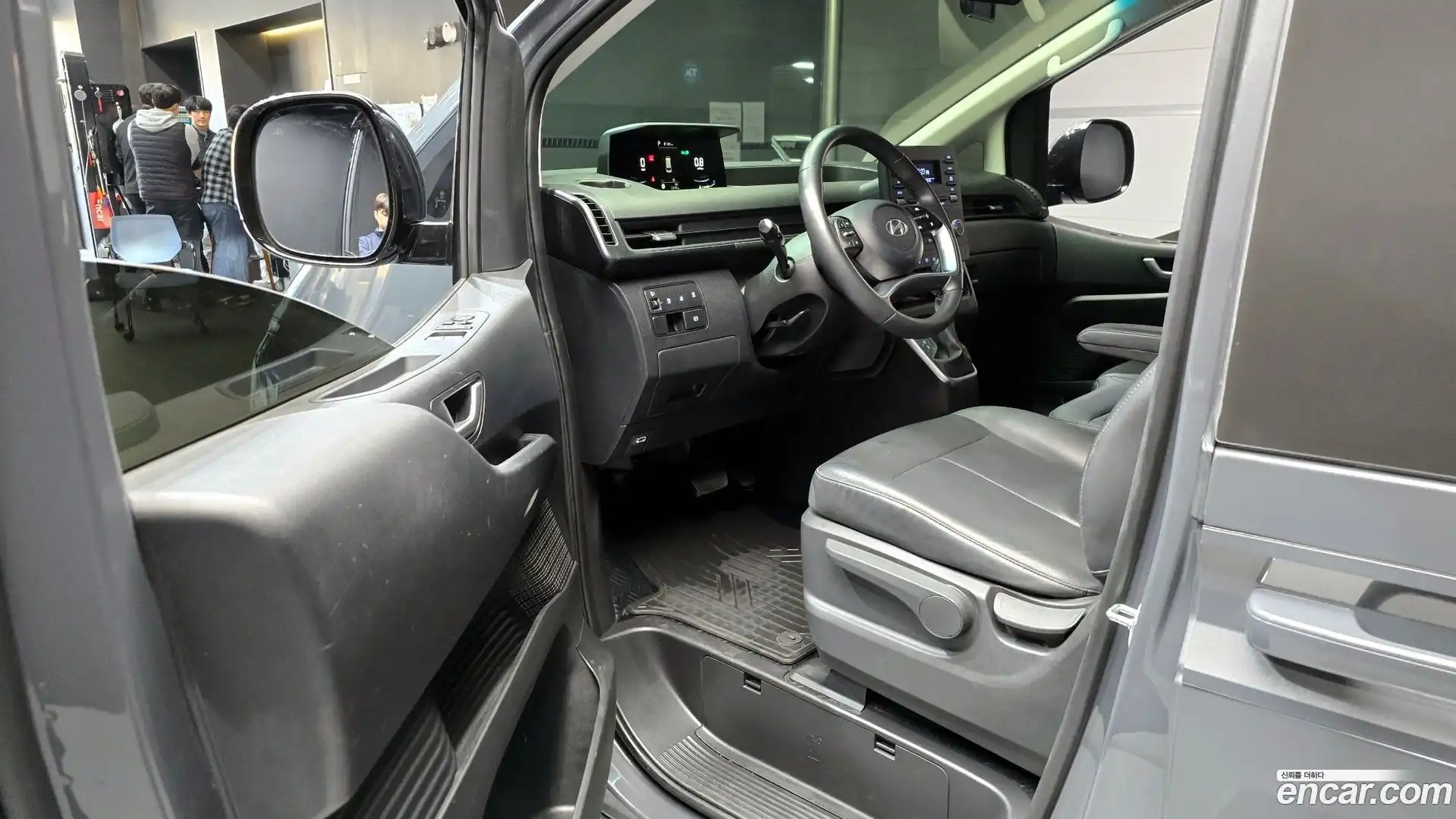 Staria Hyundai 2025.5-INNER-010