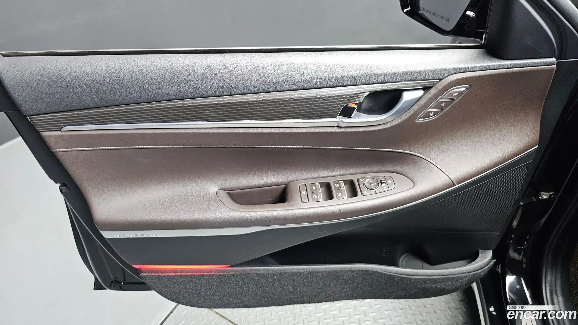 Grandeur Hyundai 2017.10-INNER-034