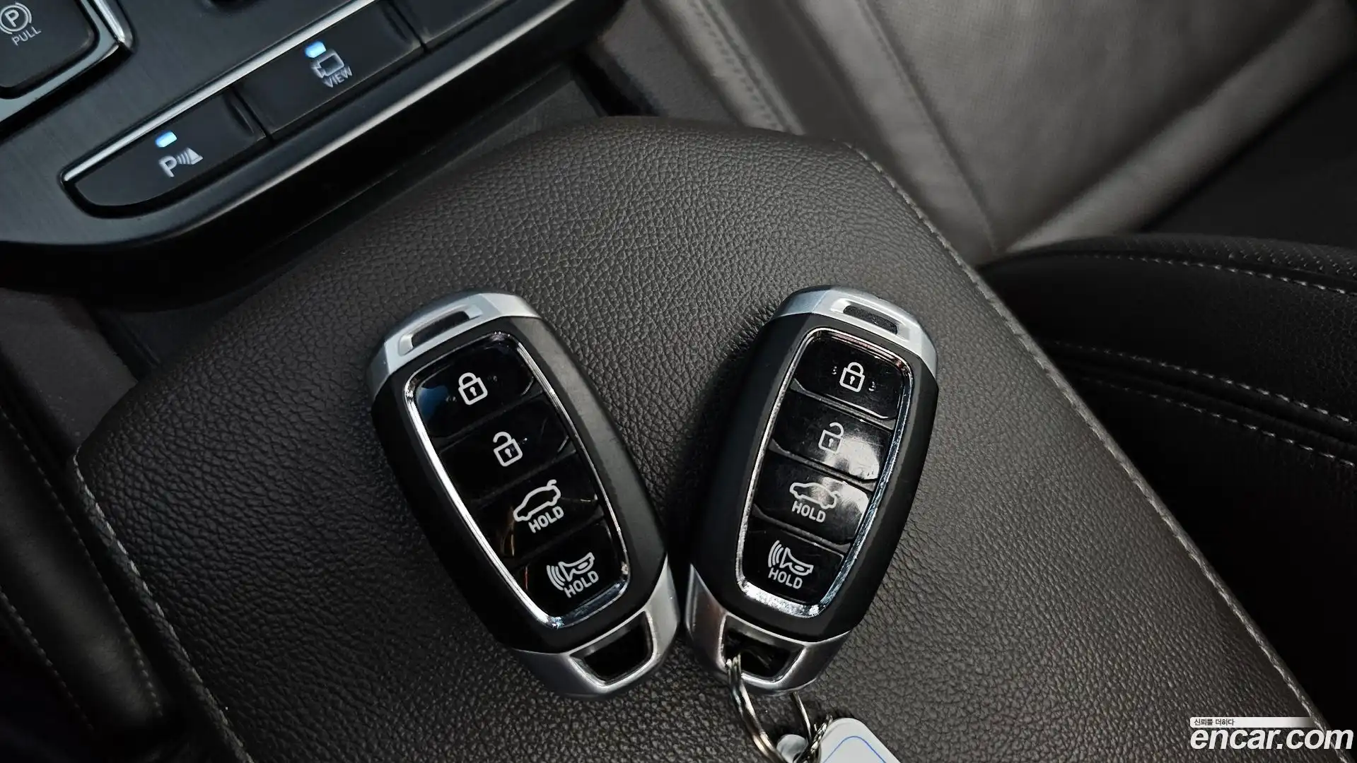 Grandeur Hyundai 2017.10-OPTION-047