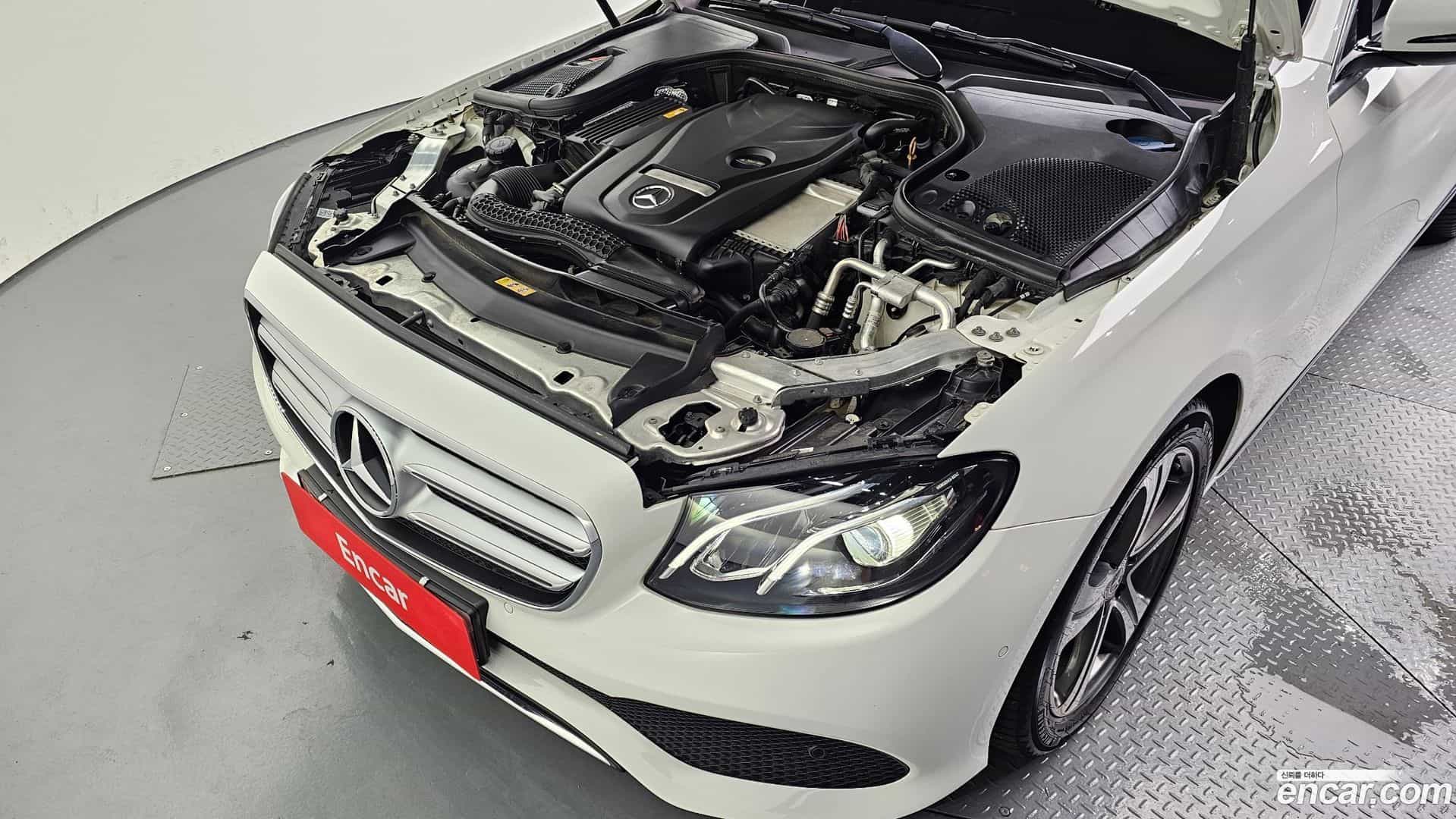 E-Class Mercedes-Benz 2019.9-OUTER-006