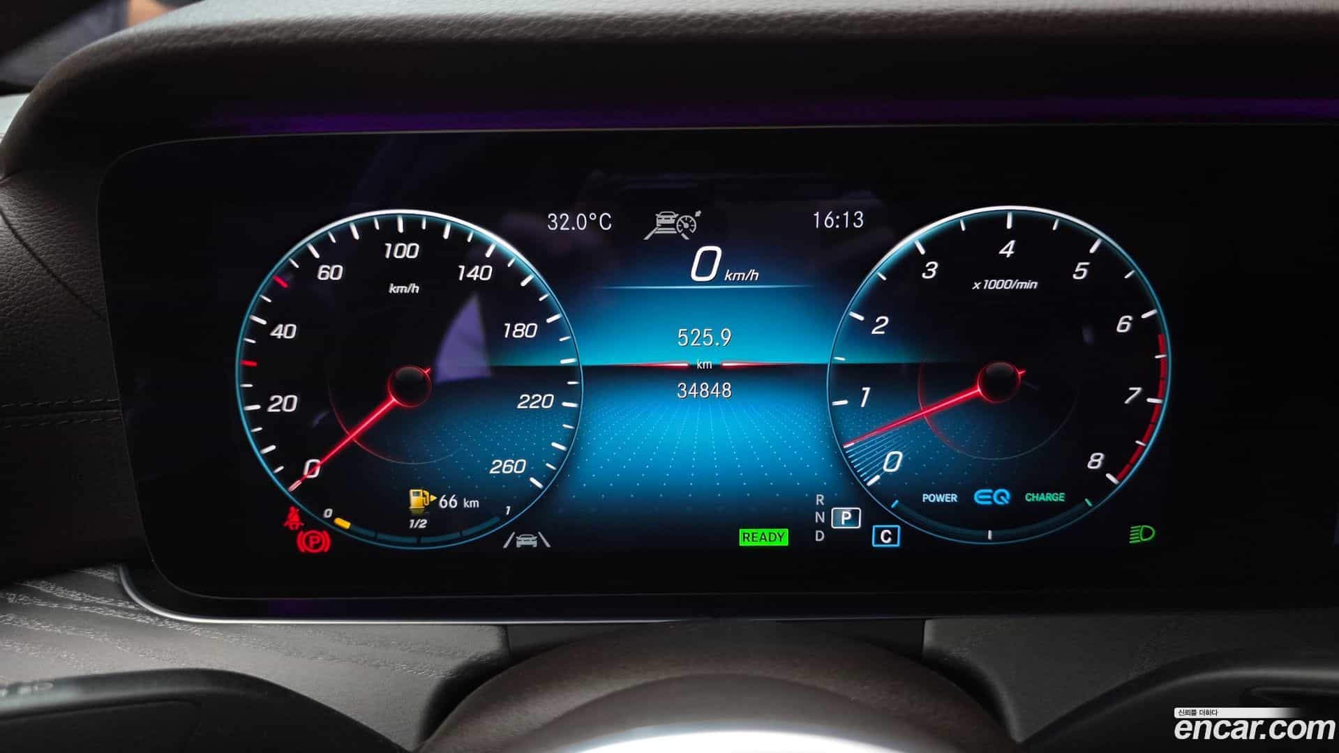 CLS-Class Mercedes-Benz 2020.10-INNER-008