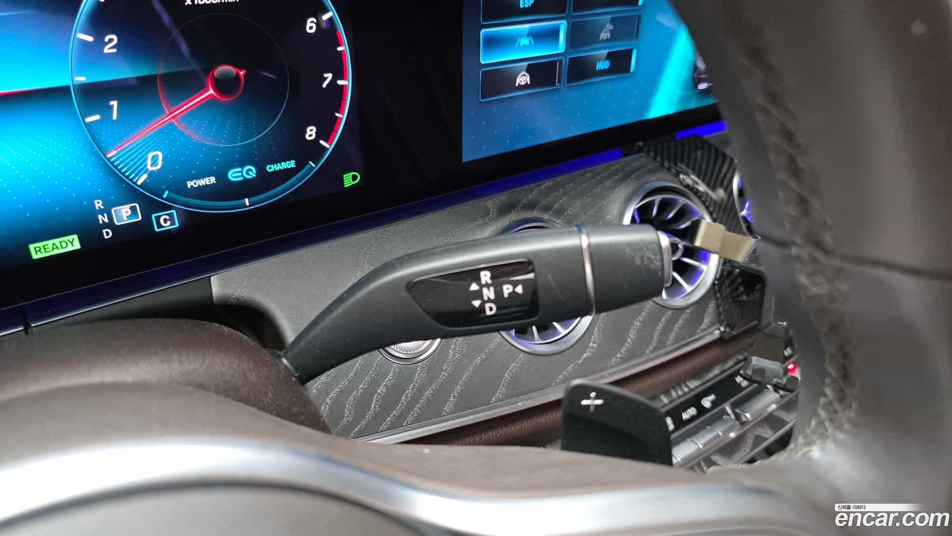 CLS-Class Mercedes-Benz 2020.10-INNER-009