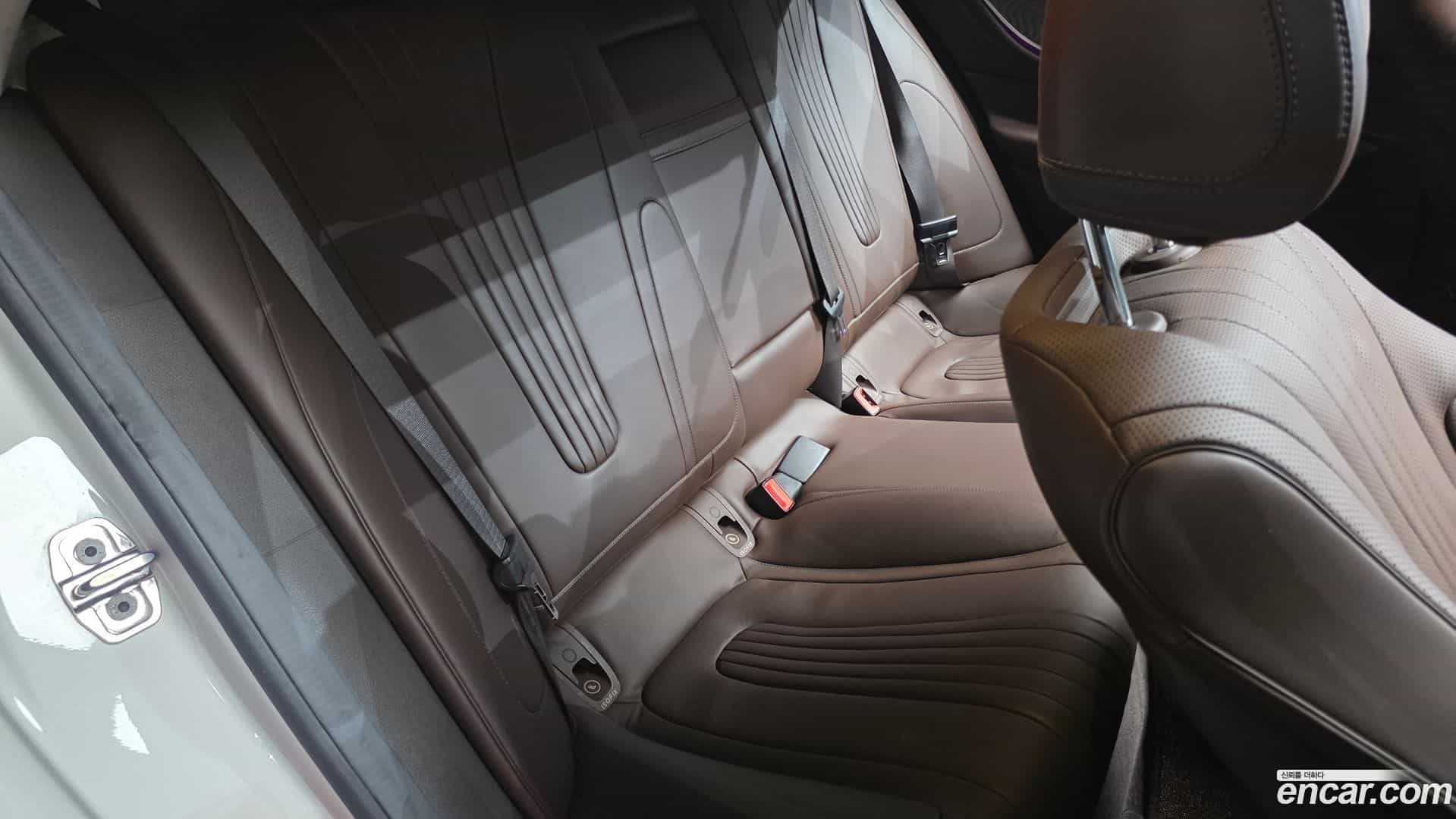 CLS-Class Mercedes-Benz 2020.10-OPTION-015