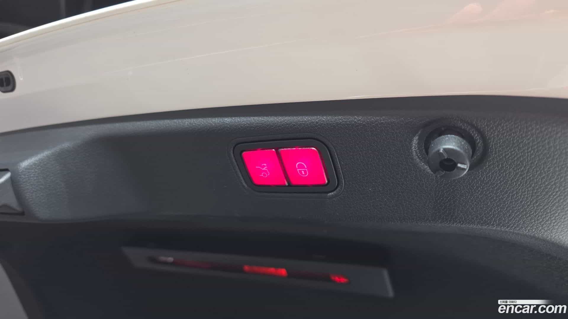 CLS-Class Mercedes-Benz 2020.10-OPTION-043