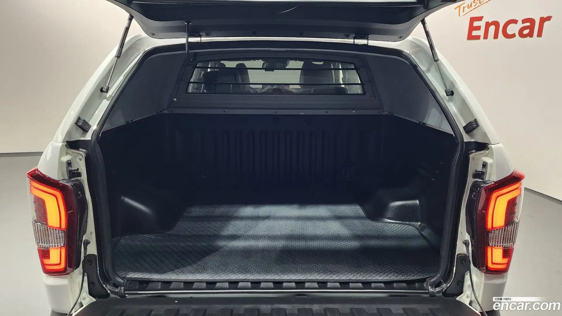 Rexton KG Mobility 2024.10-OPTION-023