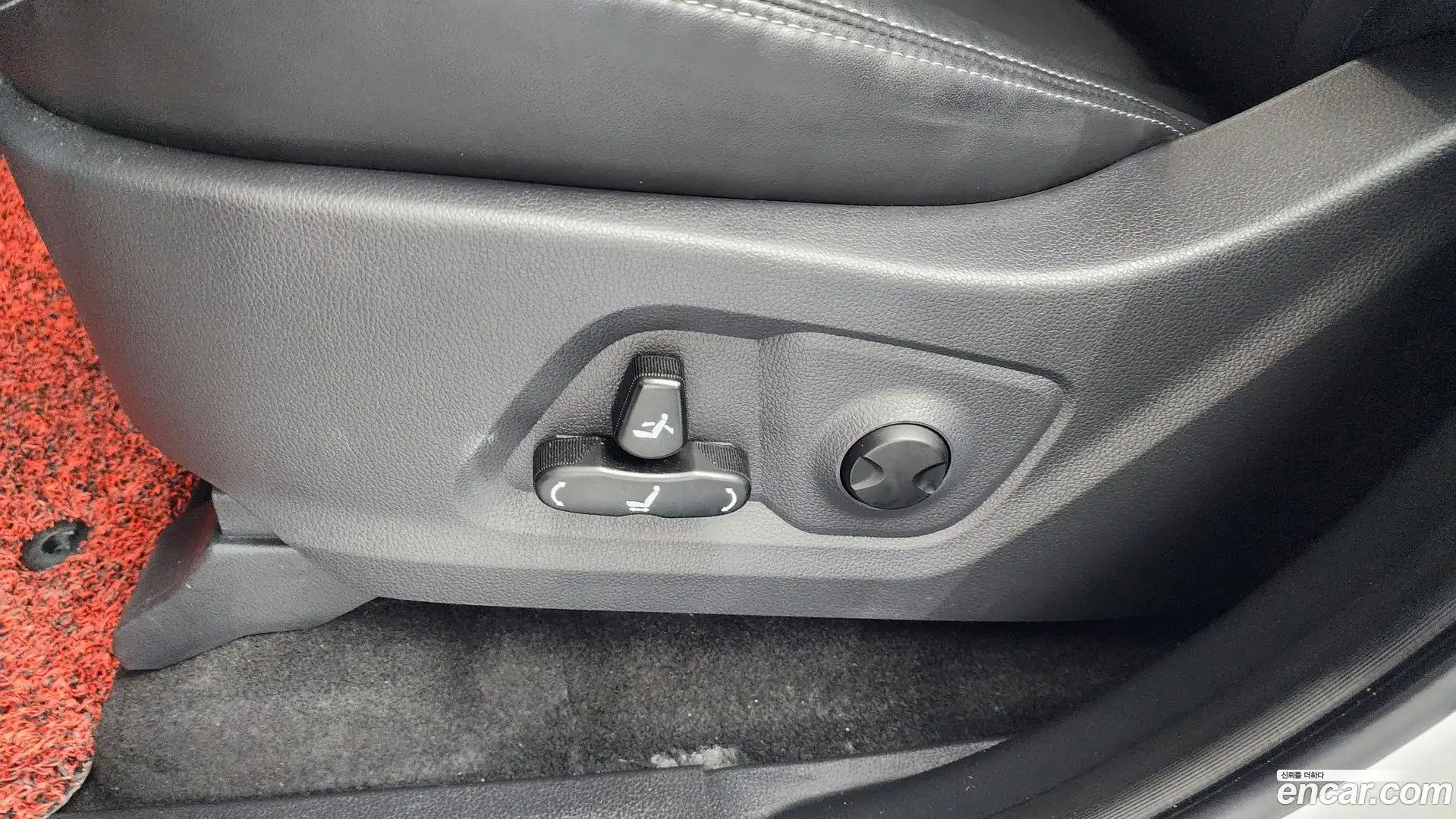 Rexton KG Mobility 2024.10-OPTION-044