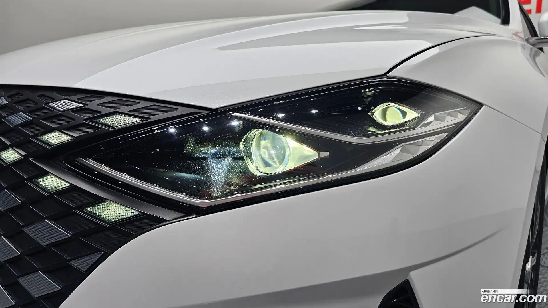 Grandeur Hyundai 2021.11-OUTER-032
