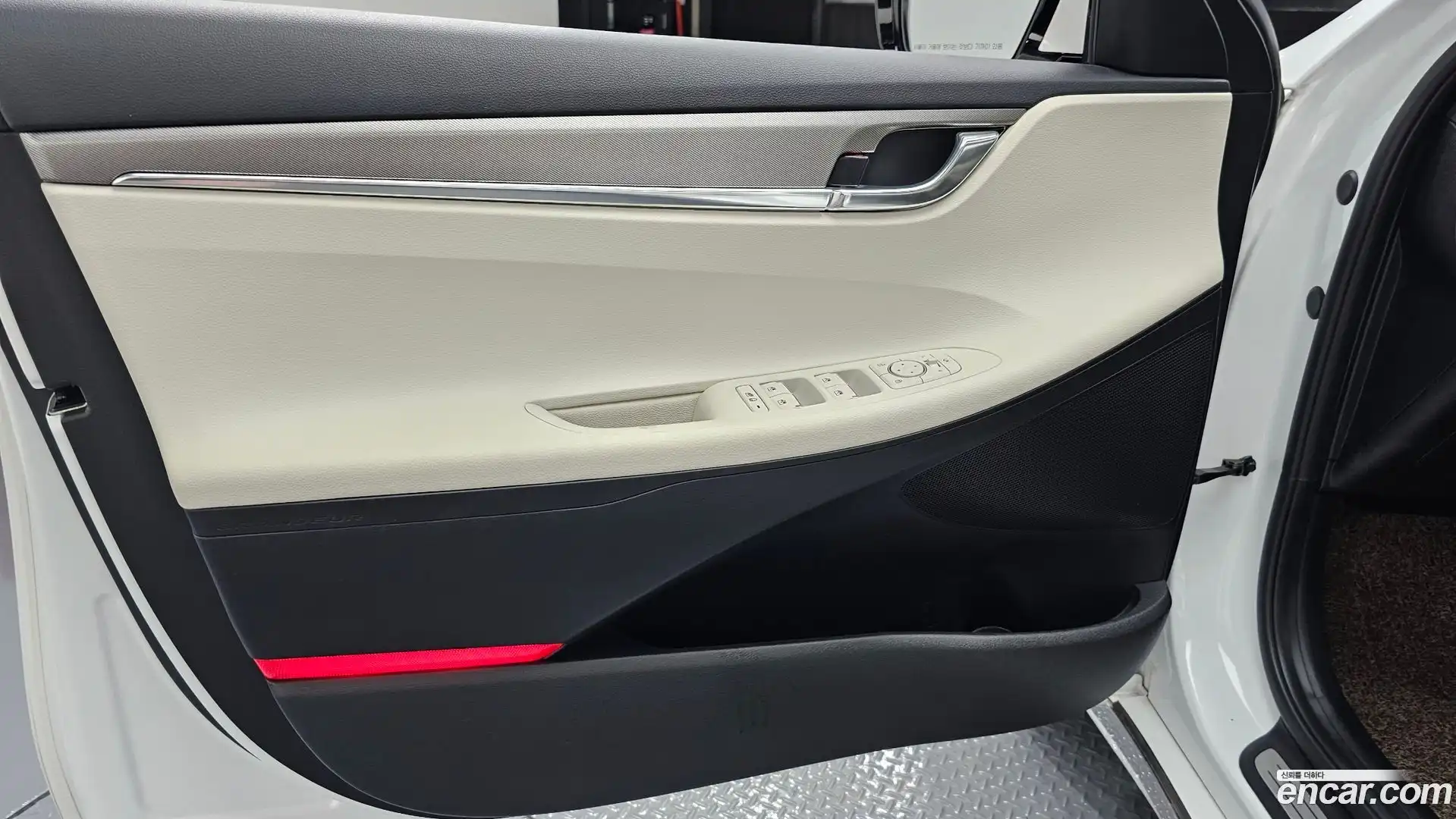Grandeur Hyundai 2021.11-INNER-034