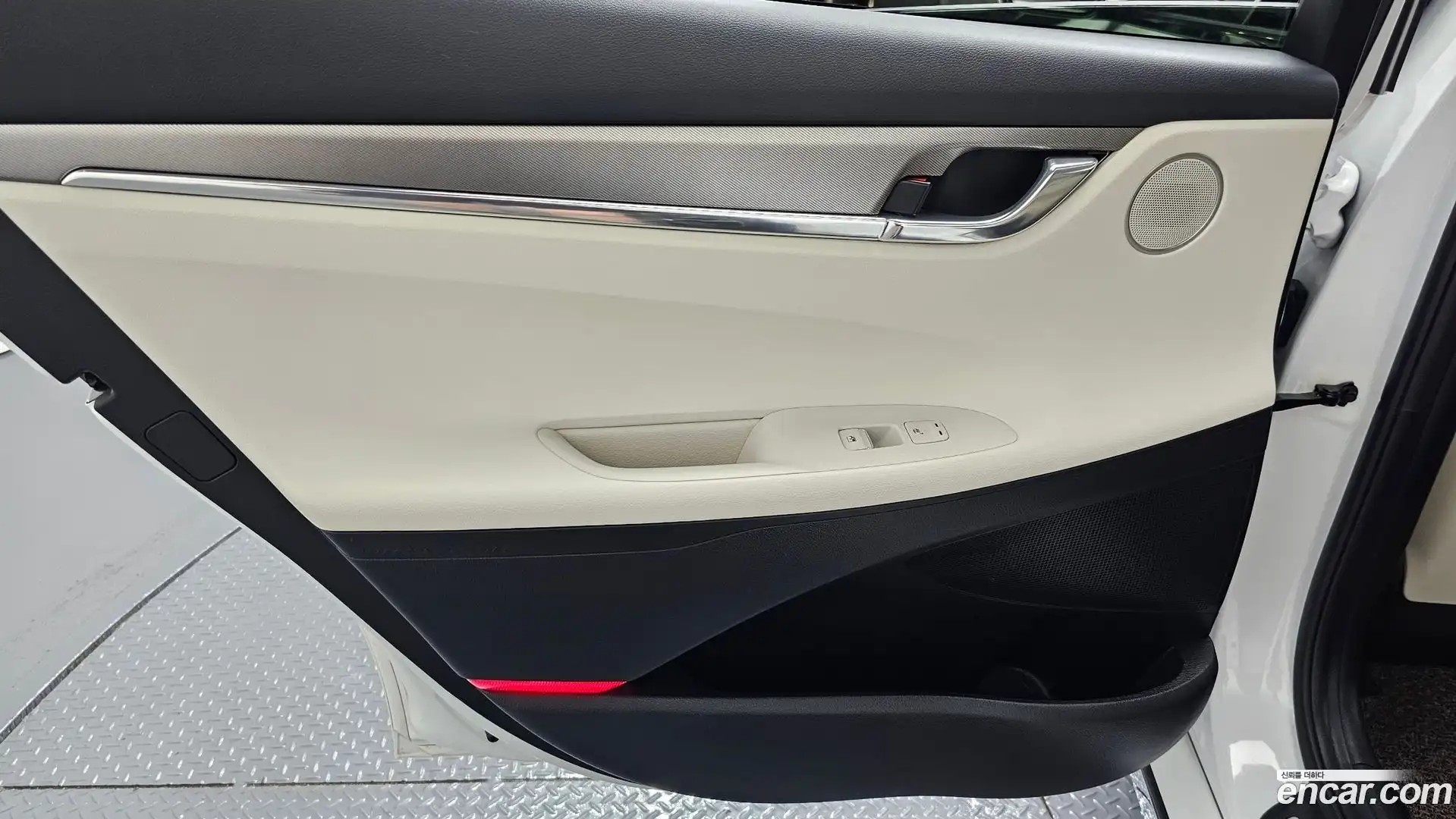 Grandeur Hyundai 2021.11-INNER-035