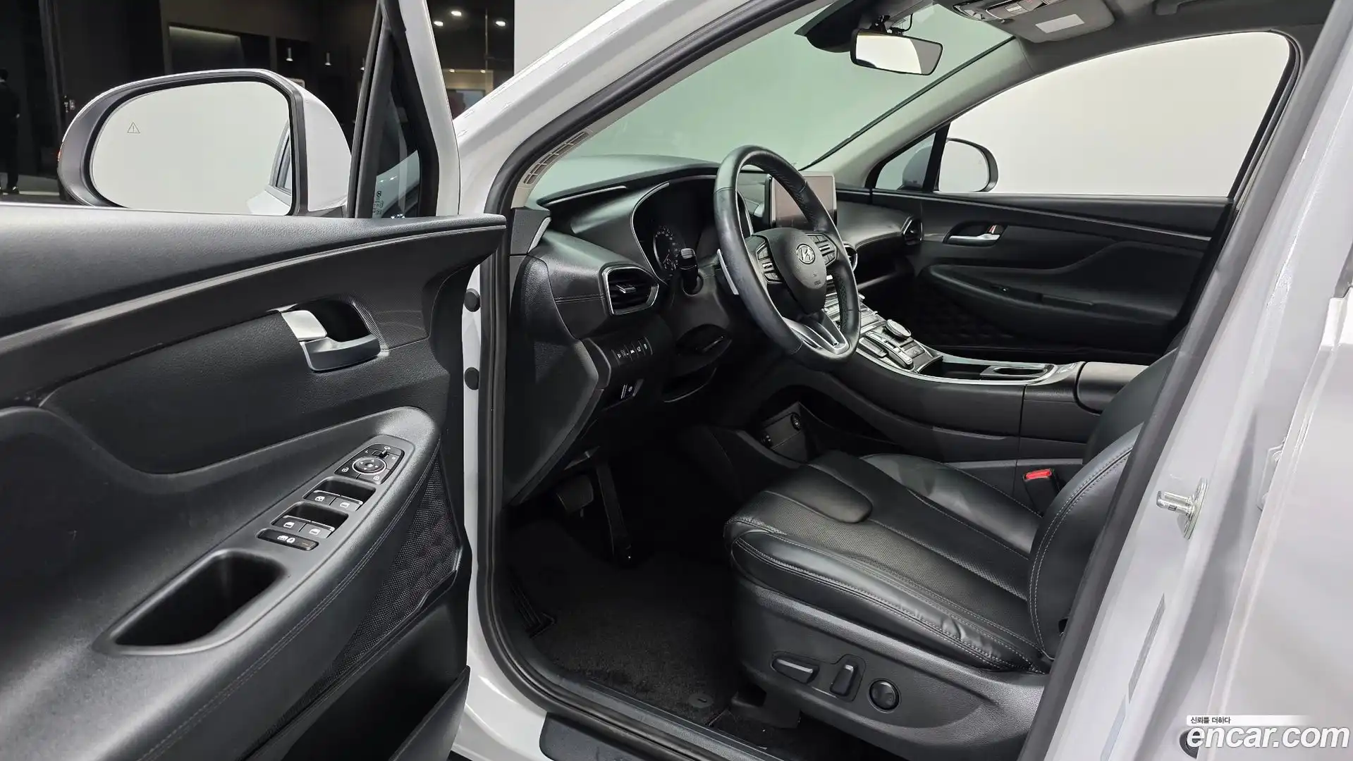 Santafe Hyundai 2022.5-INNER-010