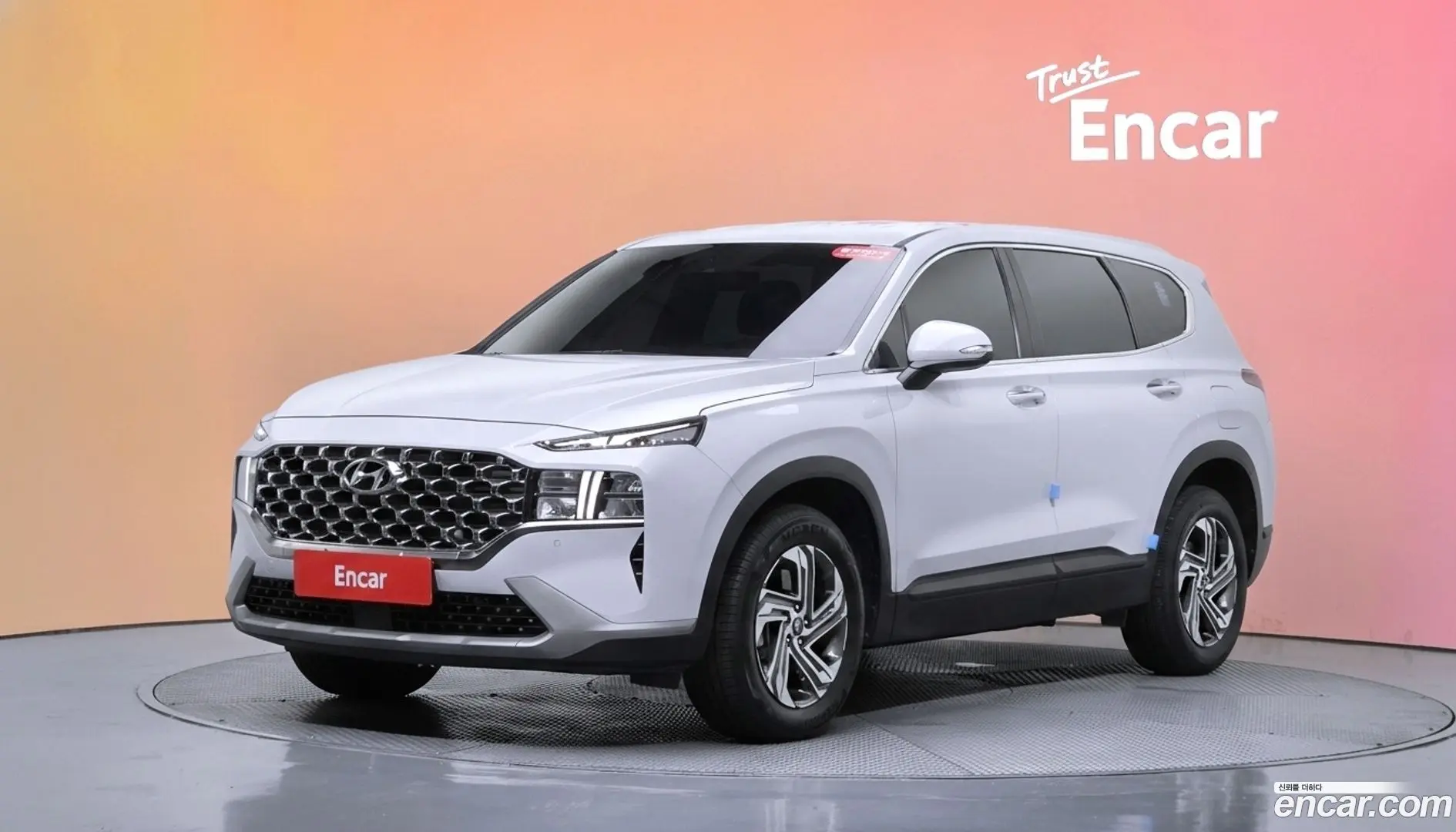 Main__Slider__Photo:Santafe Hyundai 2022.5-0