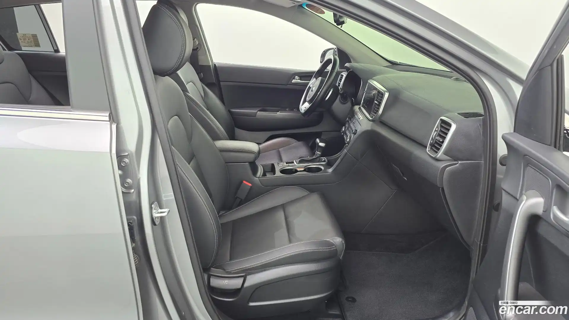Sportage Kia 2021.6-INNER-036