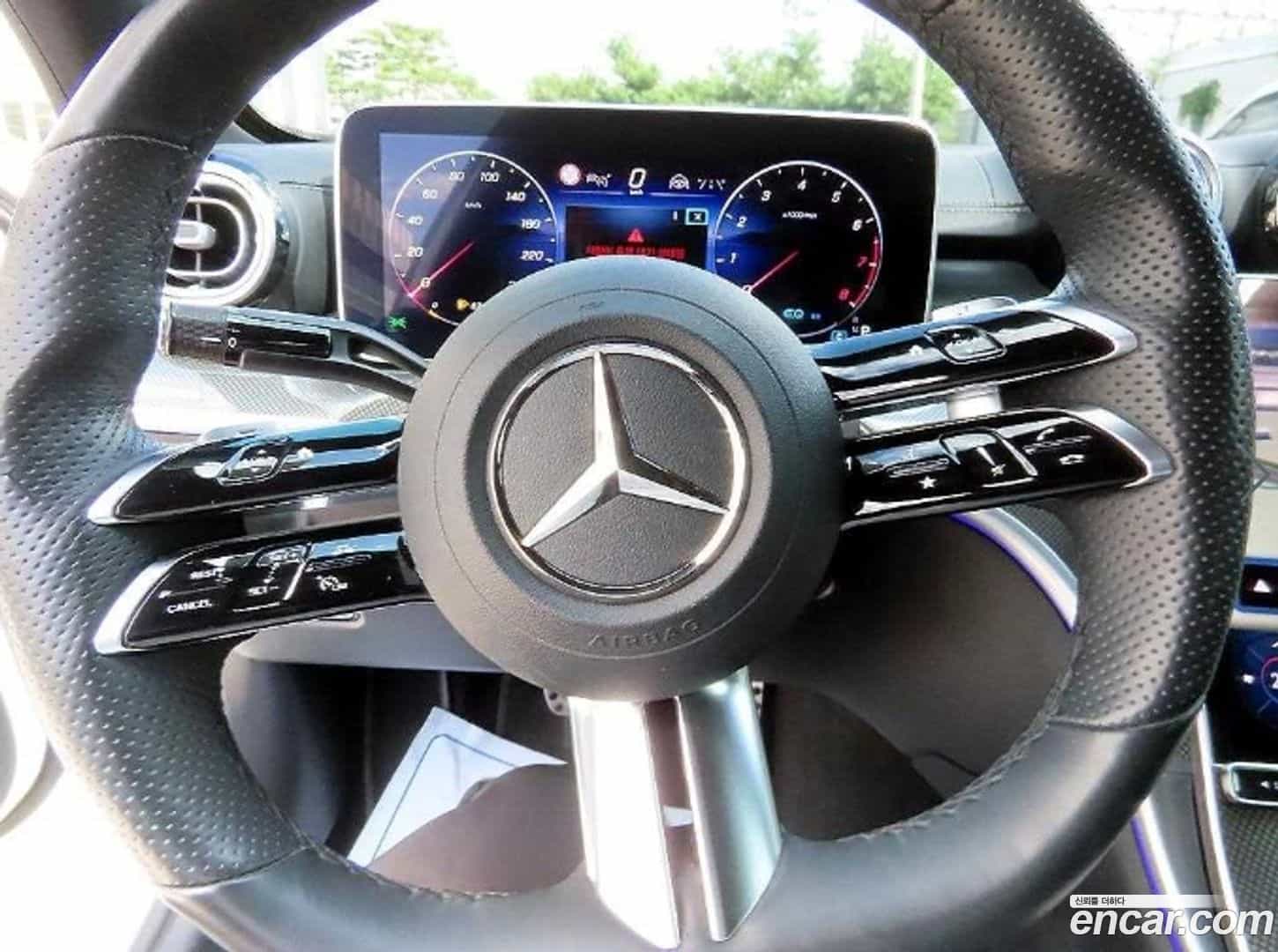 C-Class Mercedes-Benz 2022.5-INNER-008