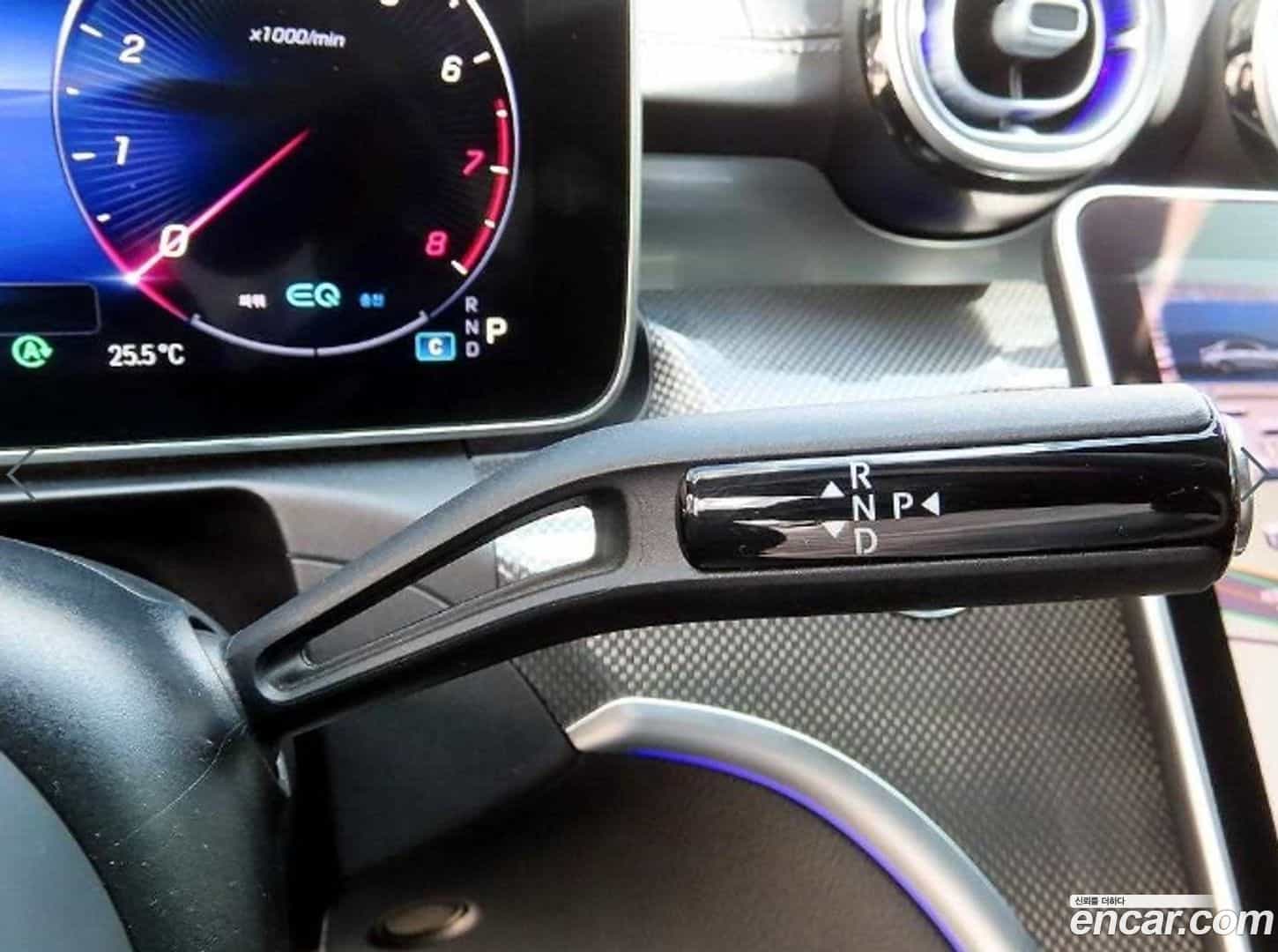 C-Class Mercedes-Benz 2022.5-OPTION-015
