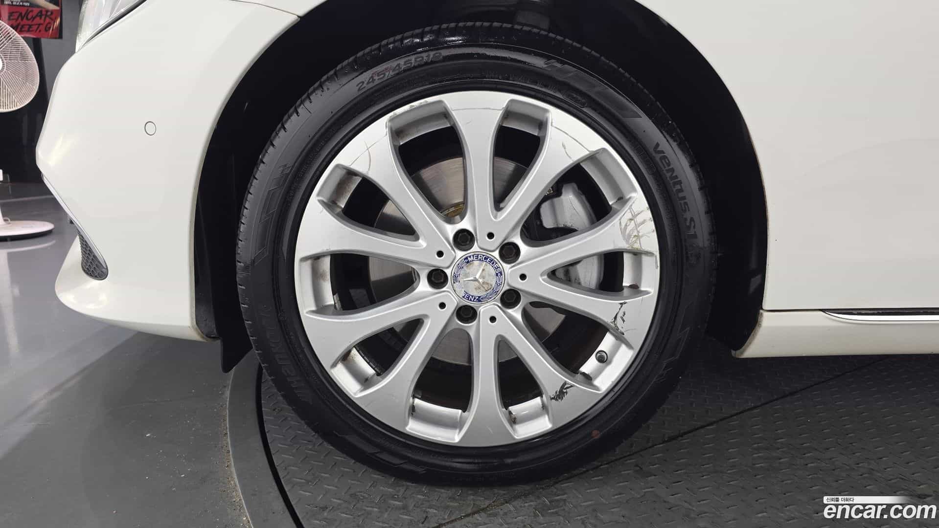 E-Class Mercedes-Benz 2016.11-OUTER-005