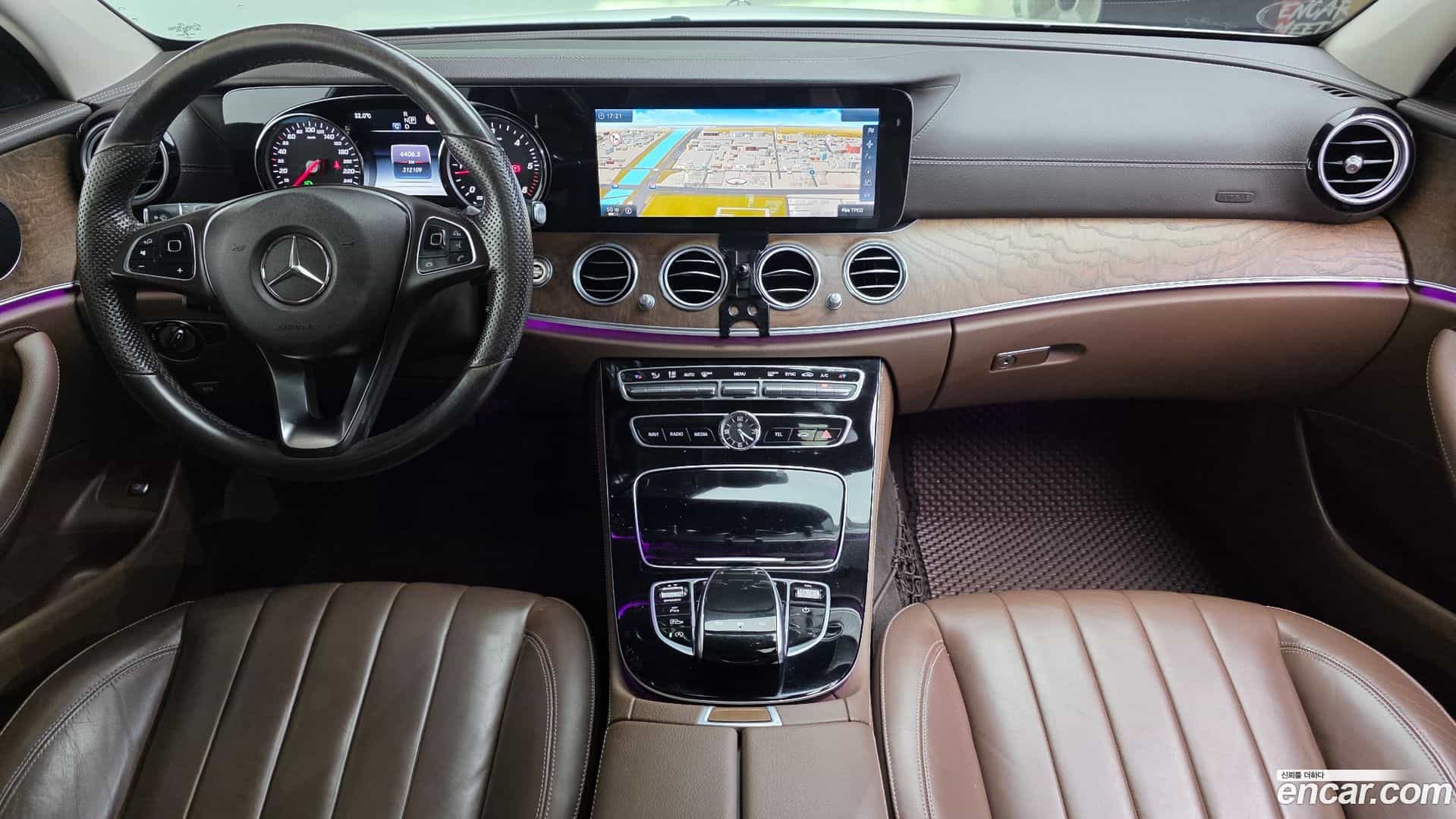 E-Class Mercedes-Benz 2016.11-INNER-007
