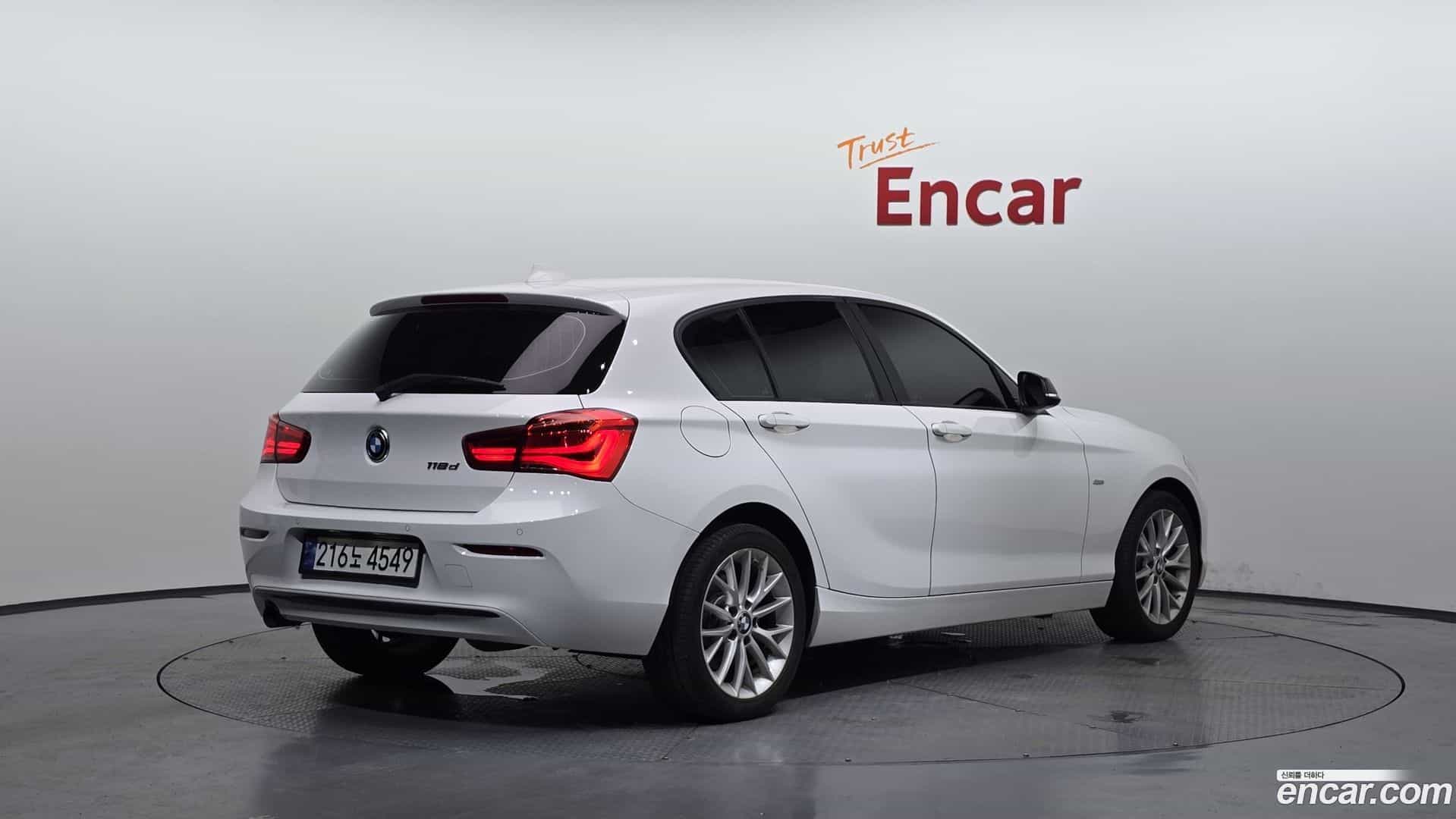 1-Series BMW 2016.2-OUTER-002
