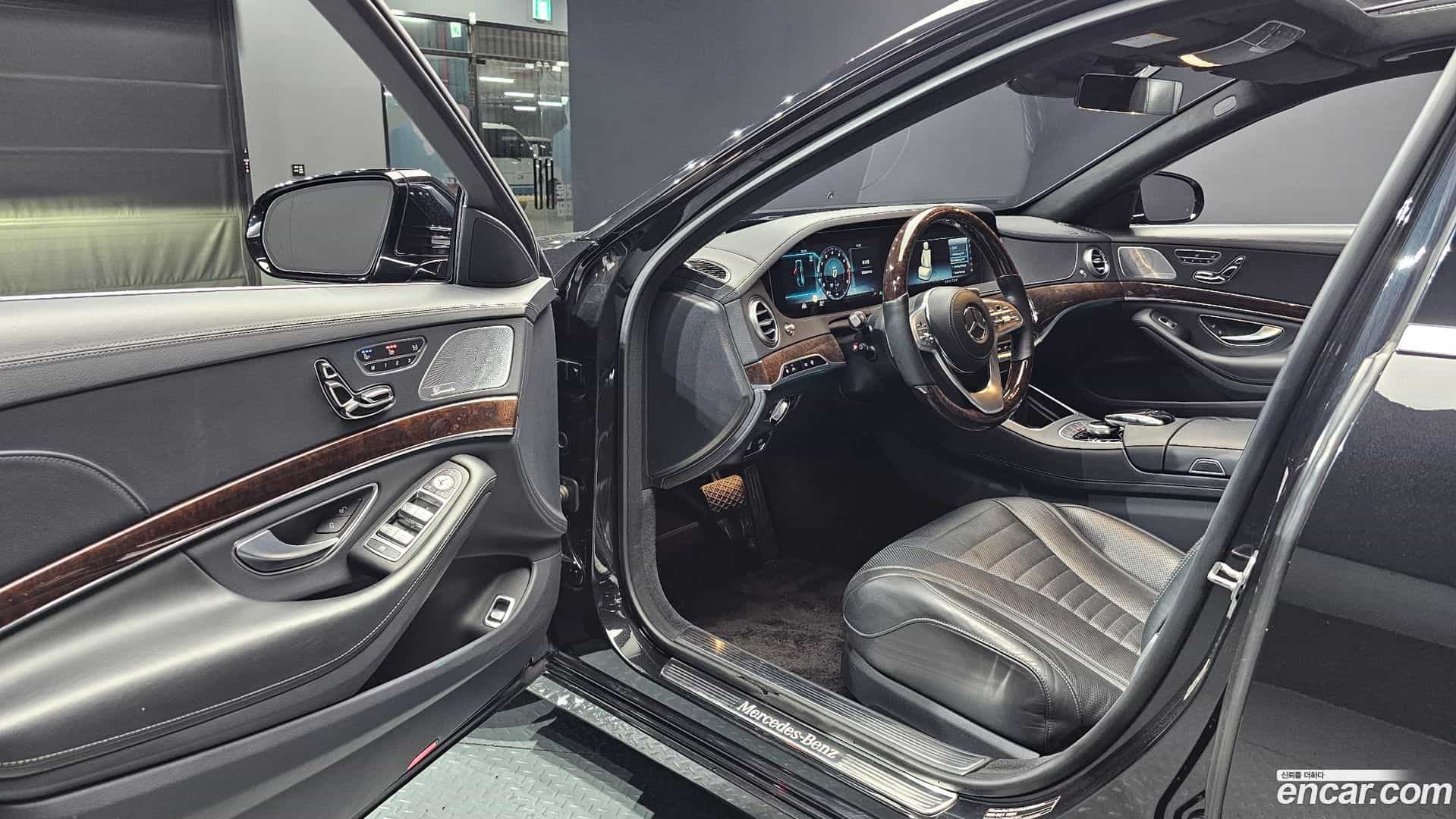 S-Class Mercedes-Benz 2018.3-INNER-010