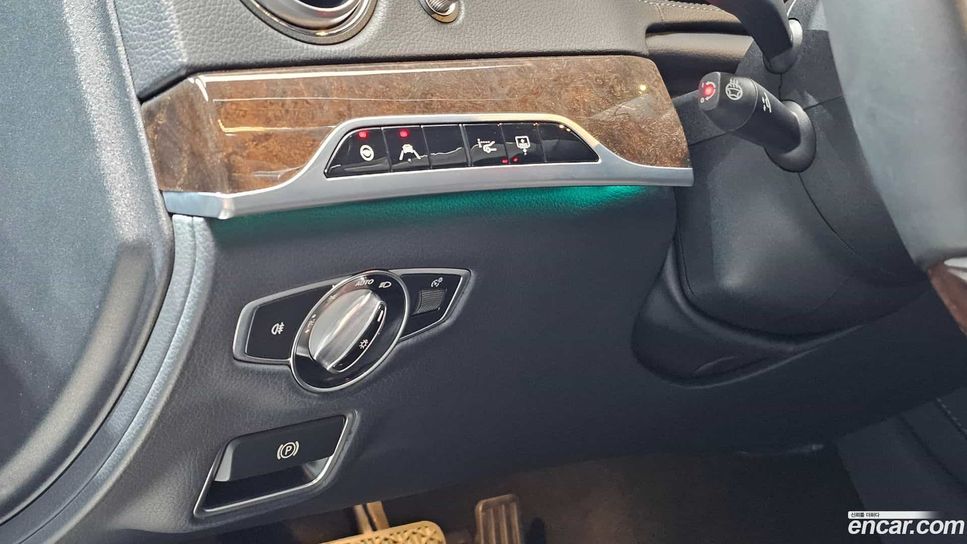 S-Class Mercedes-Benz 2018.3-OPTION-020