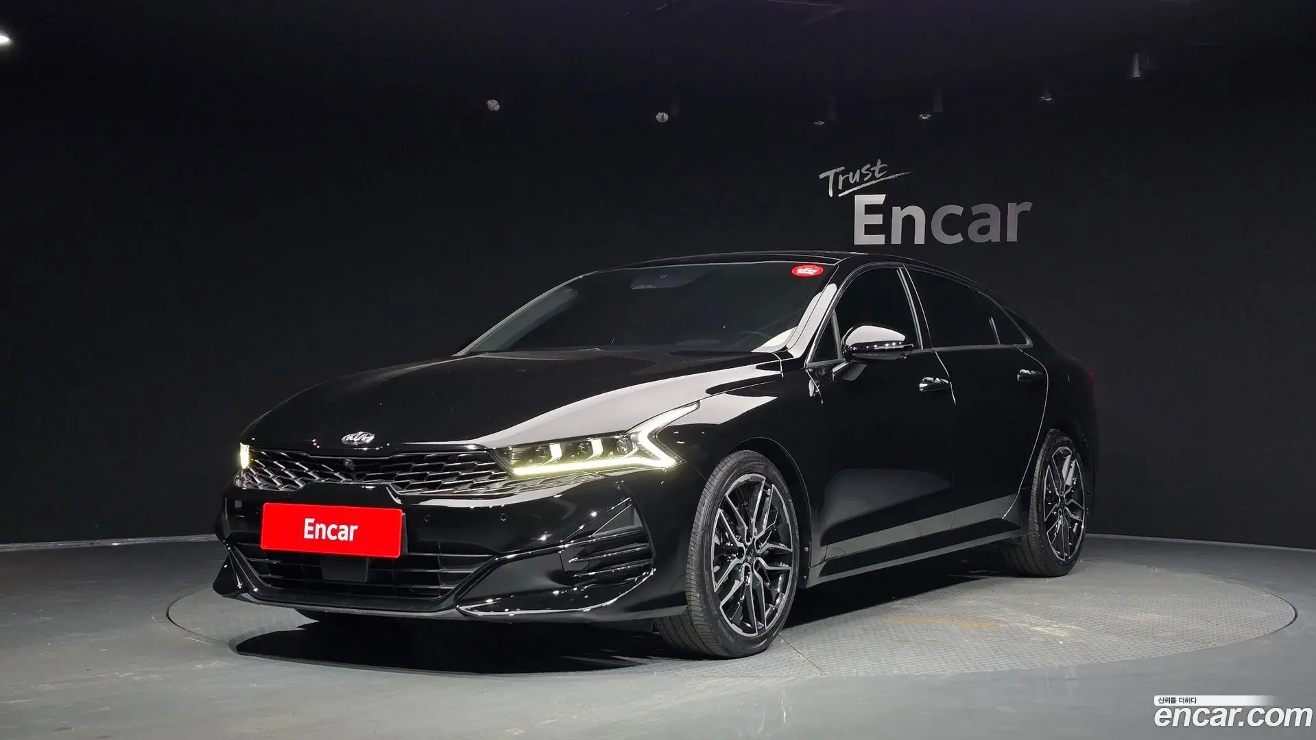 Main__Slider__Photo:K5 Kia 2019.11-0