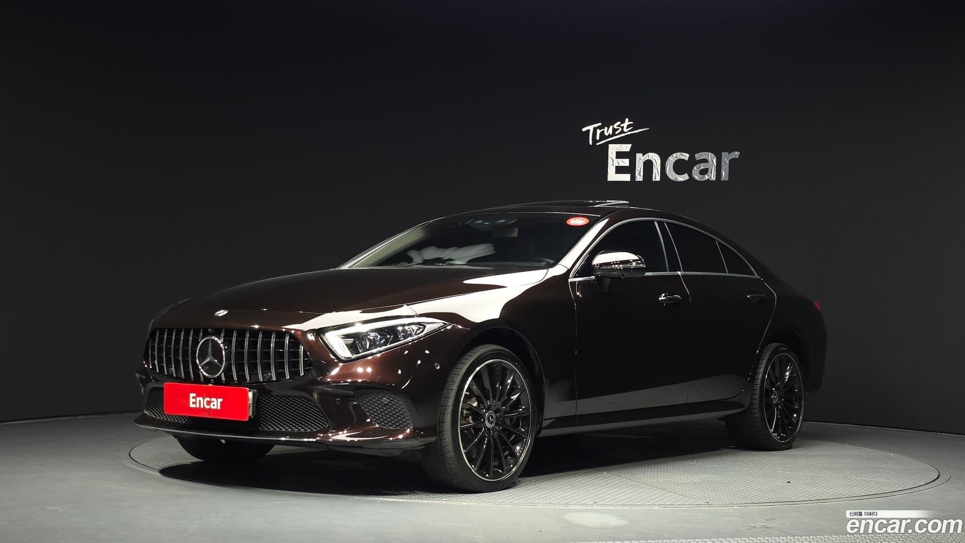 Main__Slider__Photo:CLS-Class Mercedes-Benz 2018.10-0