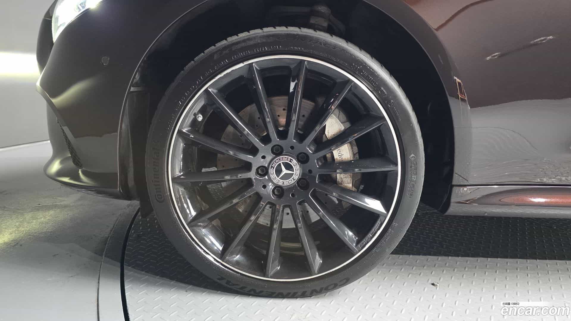 CLS-Class Mercedes-Benz 2018.10-OUTER-005