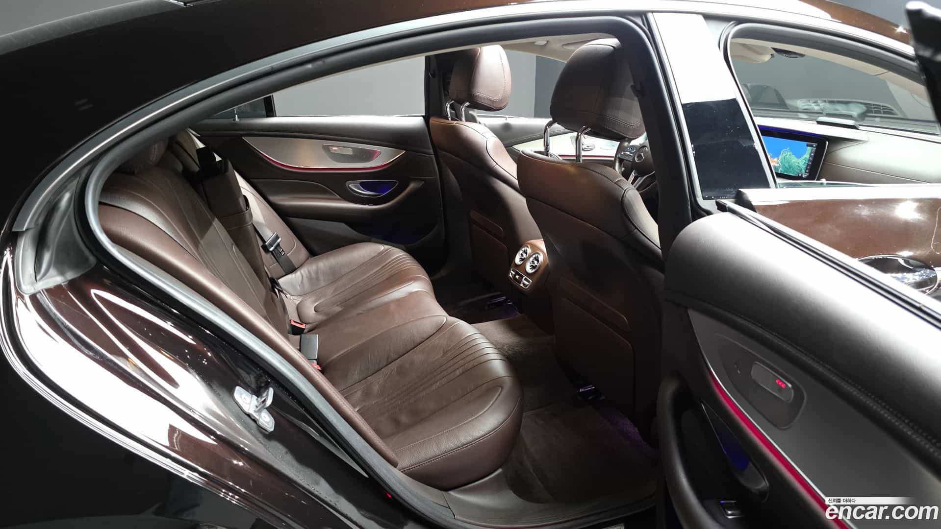 CLS-Class Mercedes-Benz 2018.10-OPTION-016