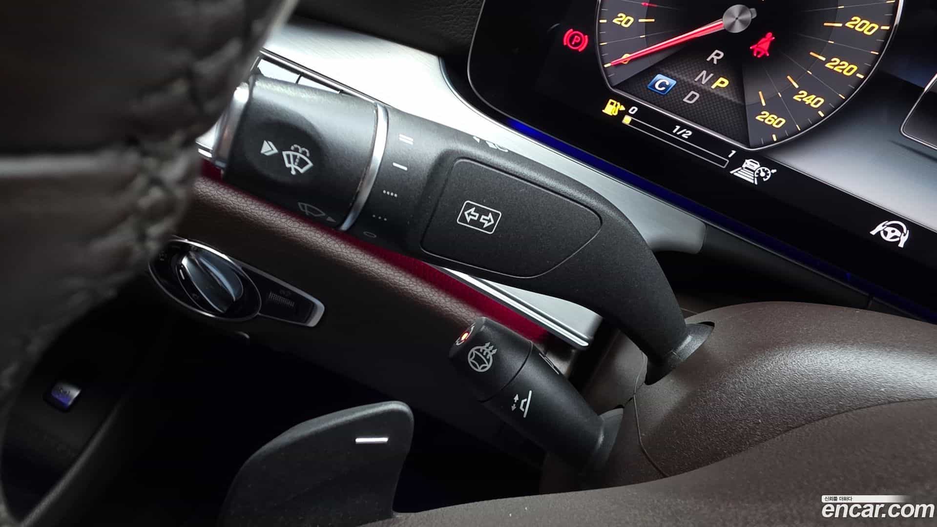 CLS-Class Mercedes-Benz 2018.10-OPTION-041