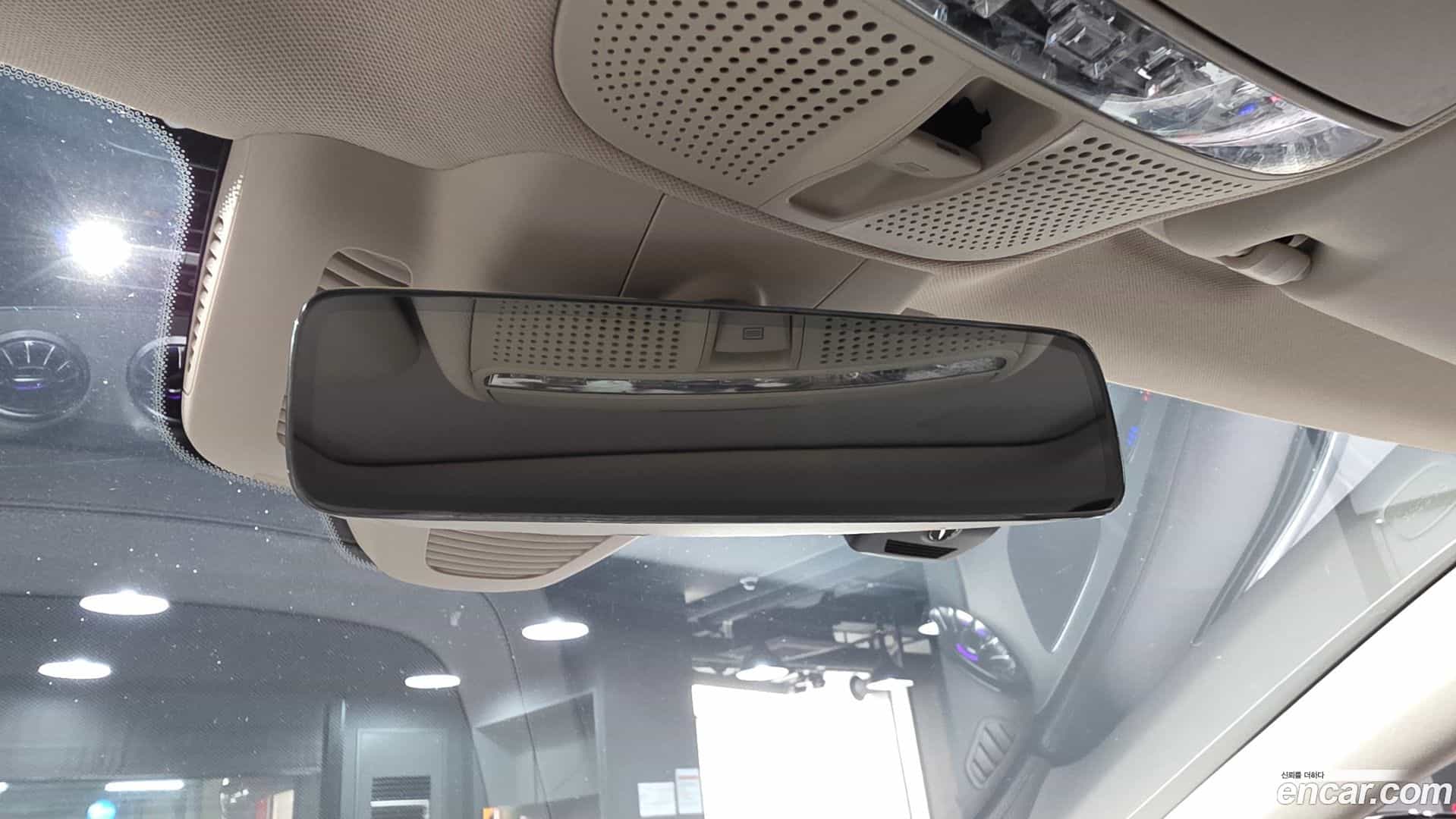 CLS-Class Mercedes-Benz 2018.10-OPTION-050