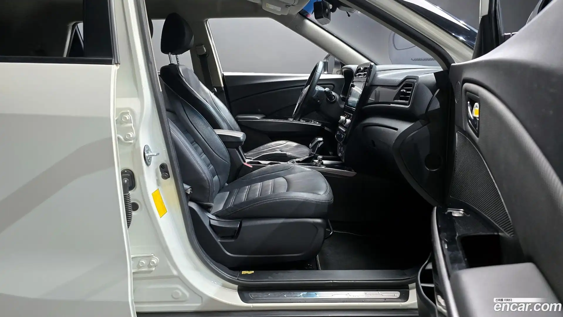 TIBOLI KG Mobility 2019.9-INNER-010