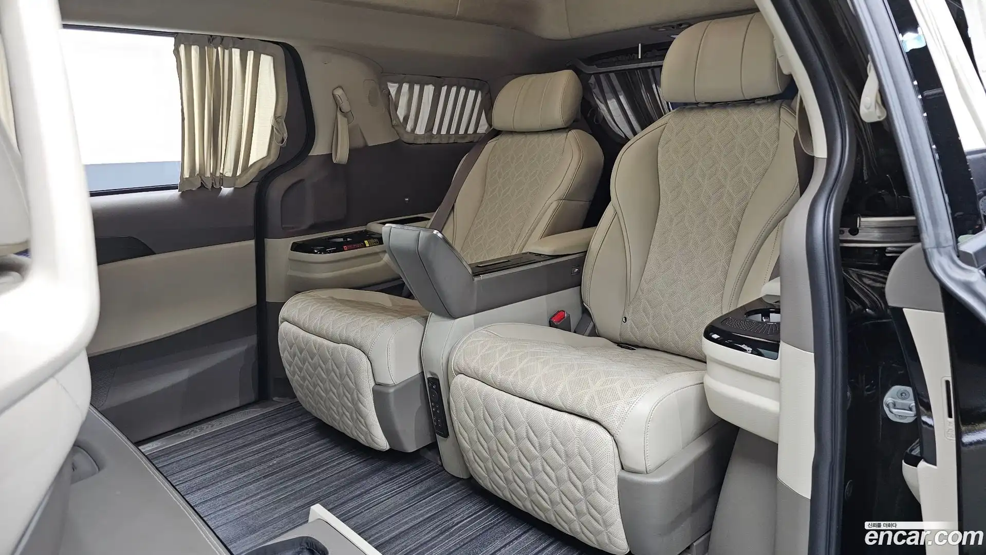 Canival Kia 2021.10-OPTION-015