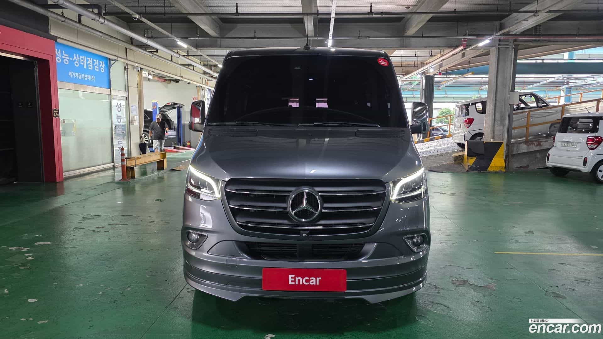 Sprinter Mercedes-Benz 2020.4-OUTER-003