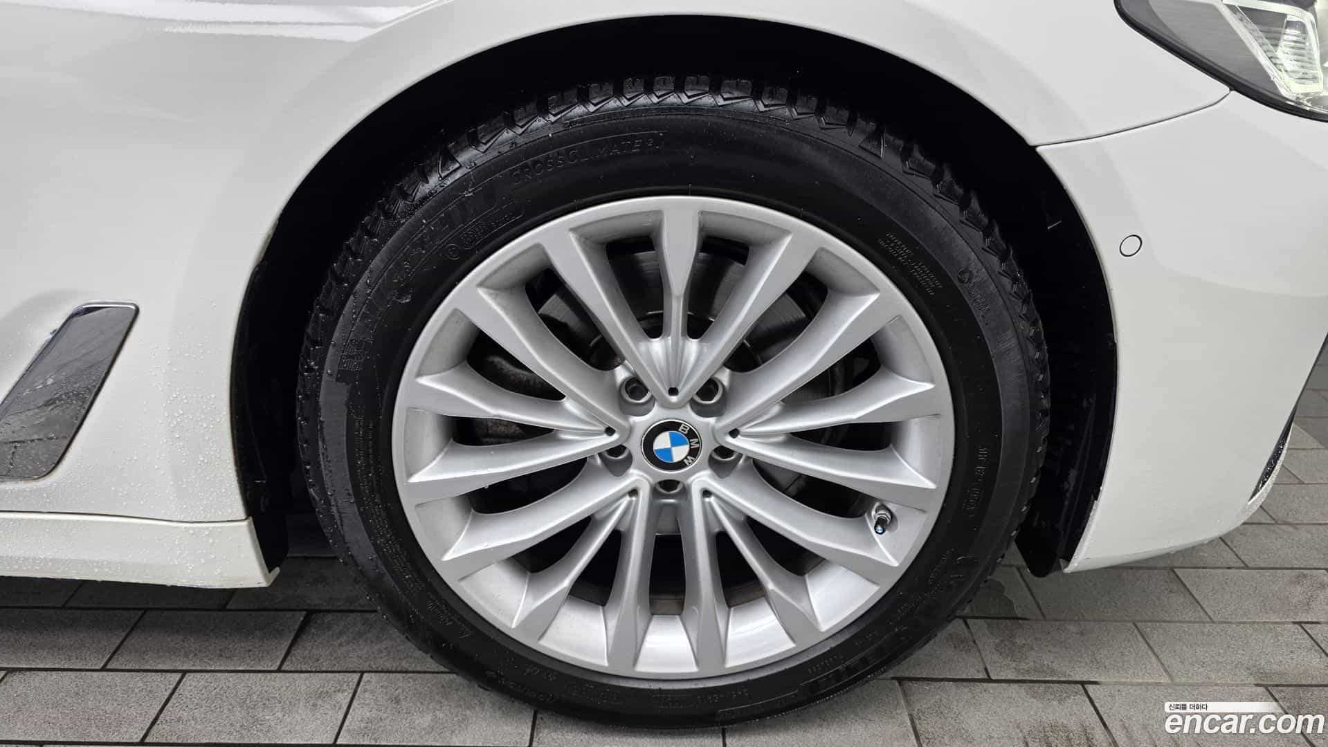 5-Series BMW 2020.9-OUTER-031