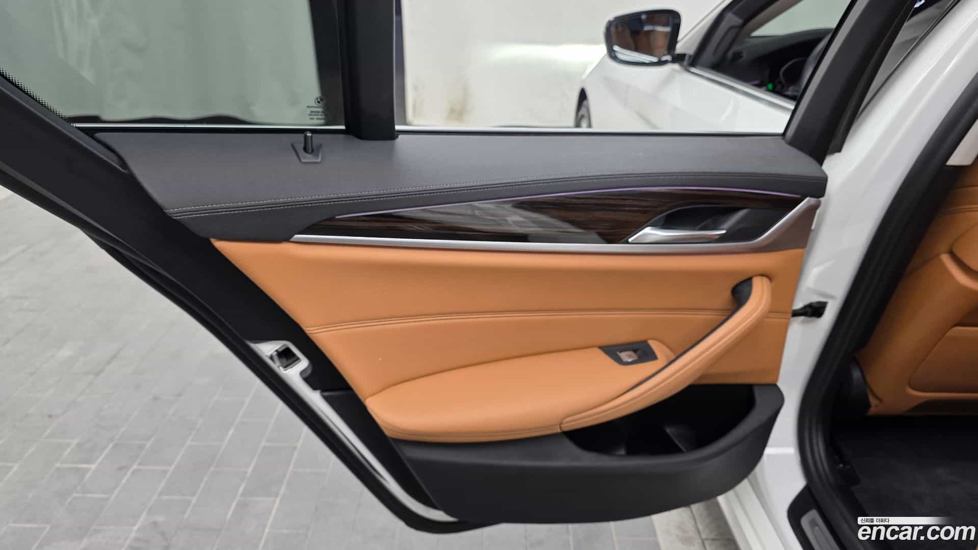 5-Series BMW 2020.9-INNER-035
