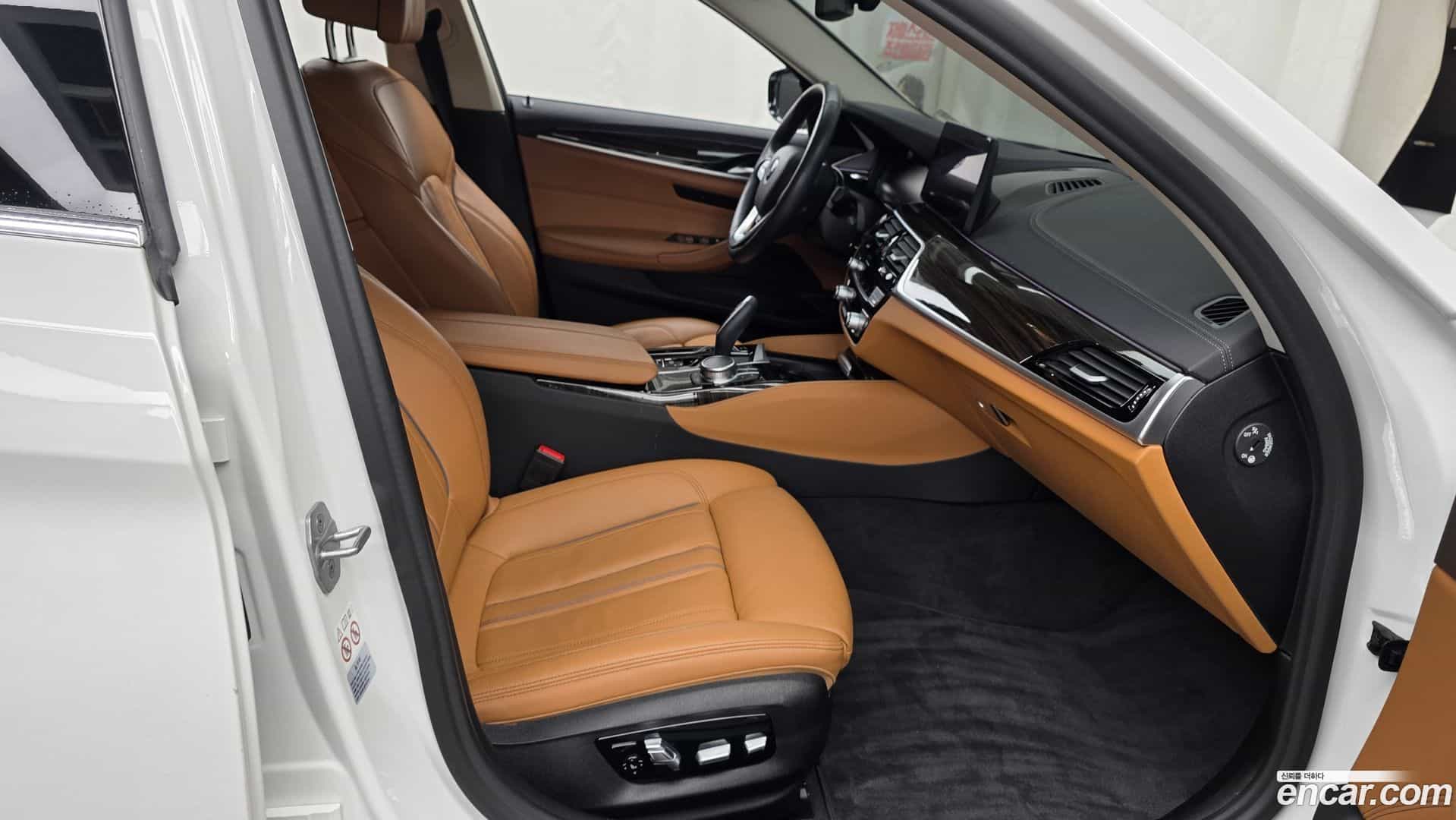 5-Series BMW 2020.9-INNER-036