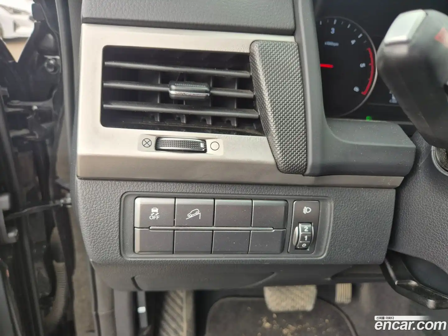 Rexton KG Mobility 2019.3-OPTION-019