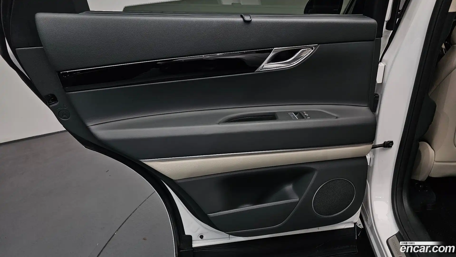 GV80 Genesis 2024.1-INNER-035