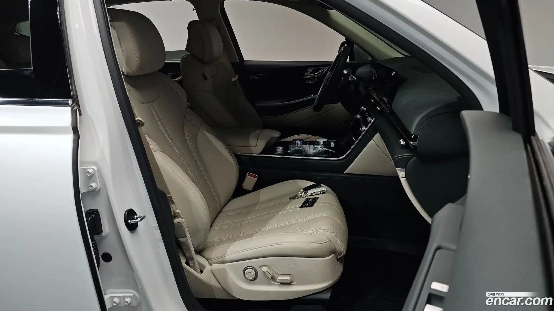 GV80 Genesis 2024.1-INNER-036