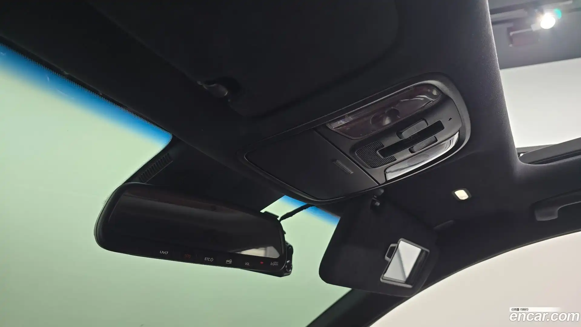Stinger Kia 2018.6-OPTION-024