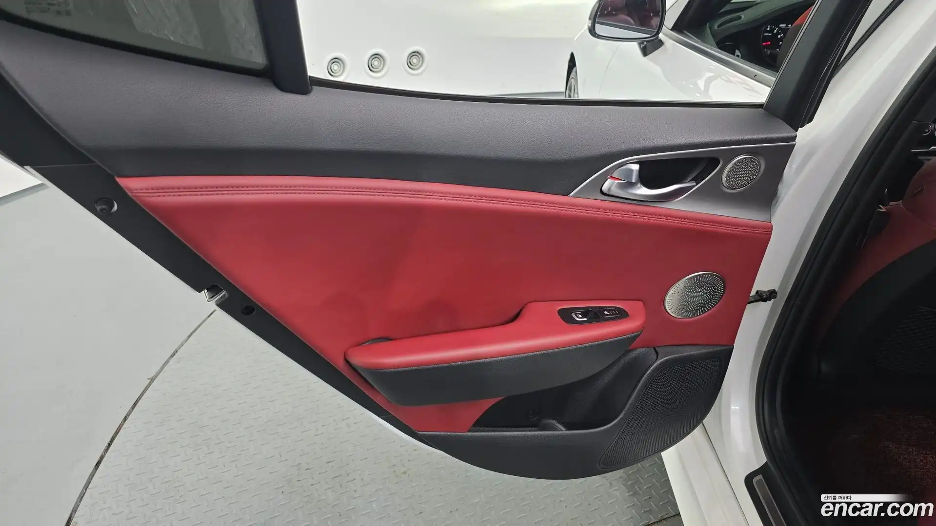 Stinger Kia 2018.6-INNER-035