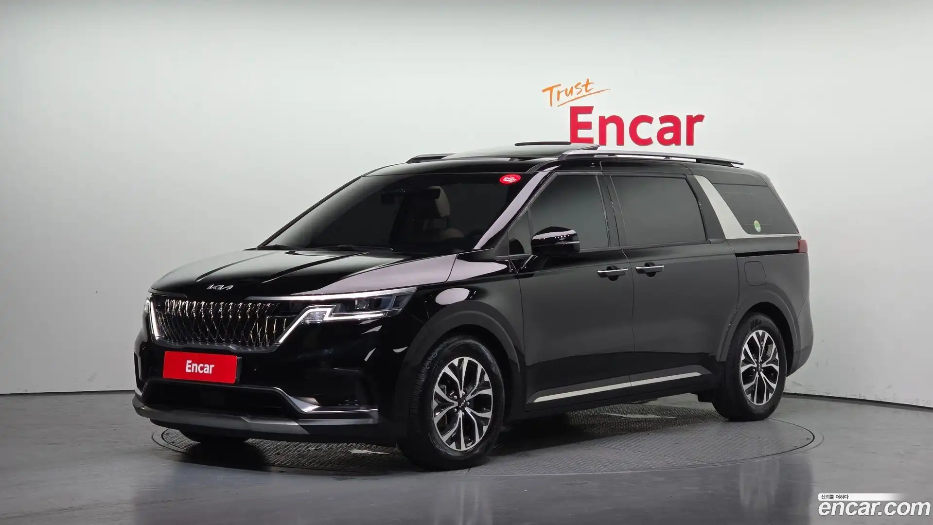 Canival Kia 2022.9-OUTER-001