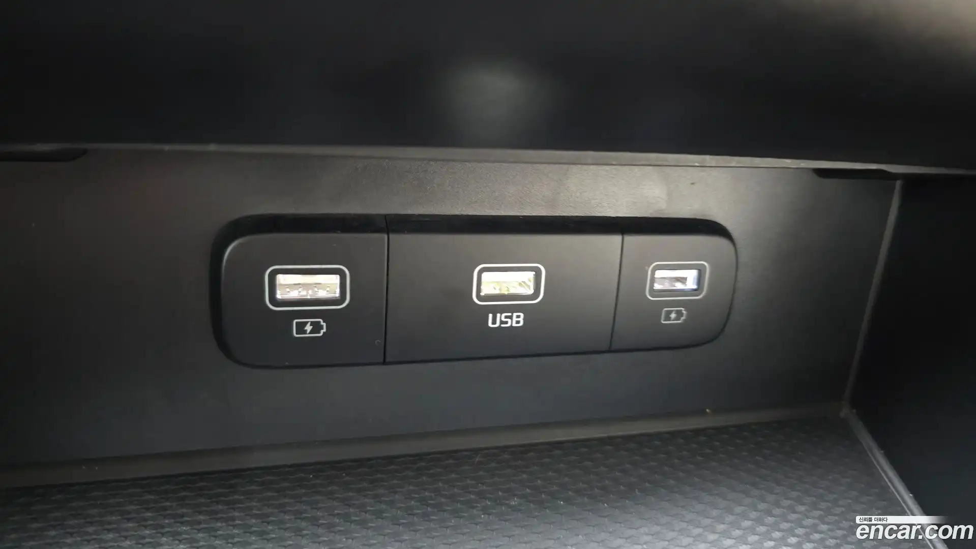 Canival Kia 2022.9-OPTION-018