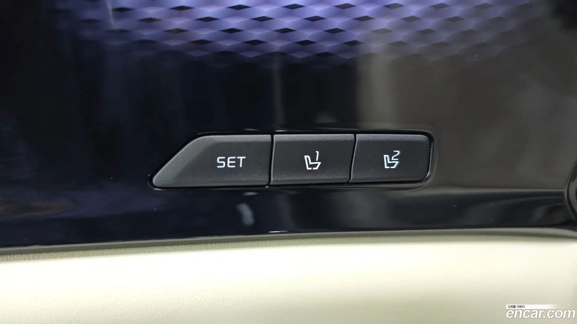 Canival Kia 2022.9-OPTION-050
