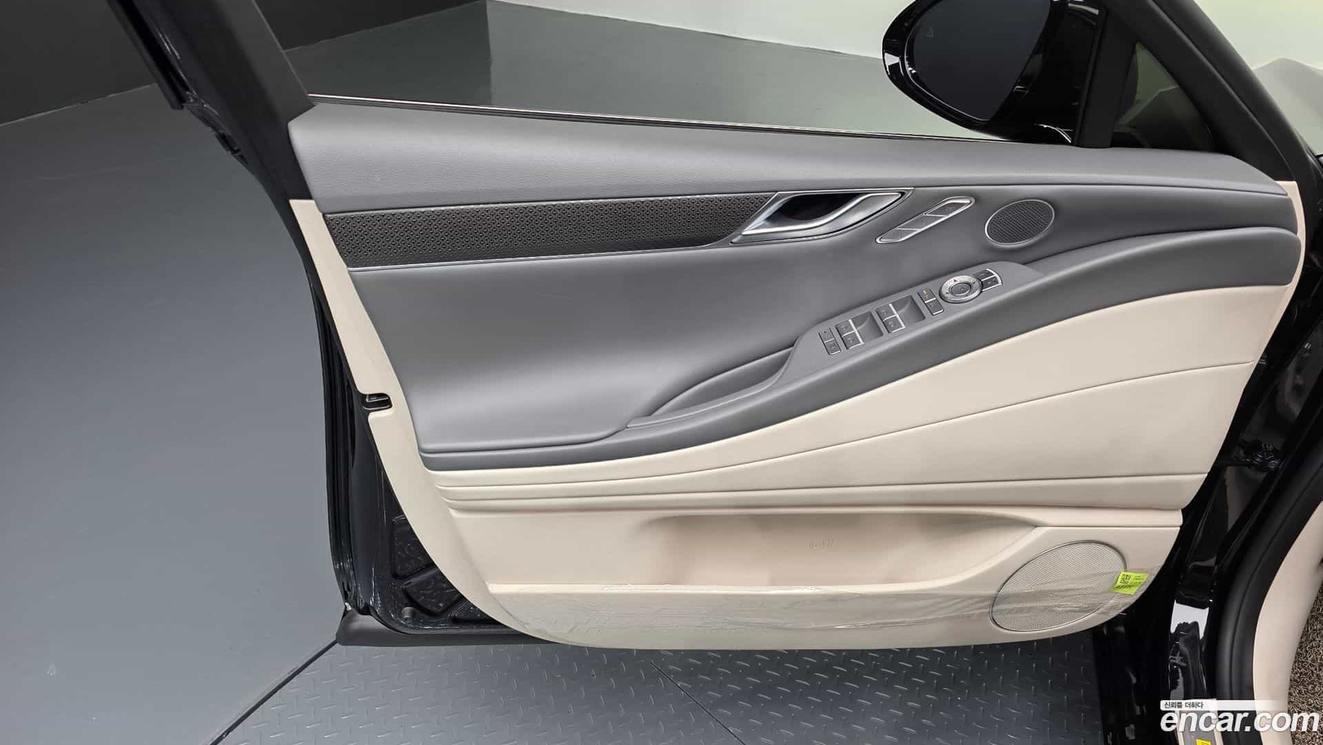 G80 Genesis 2024.2-INNER-034