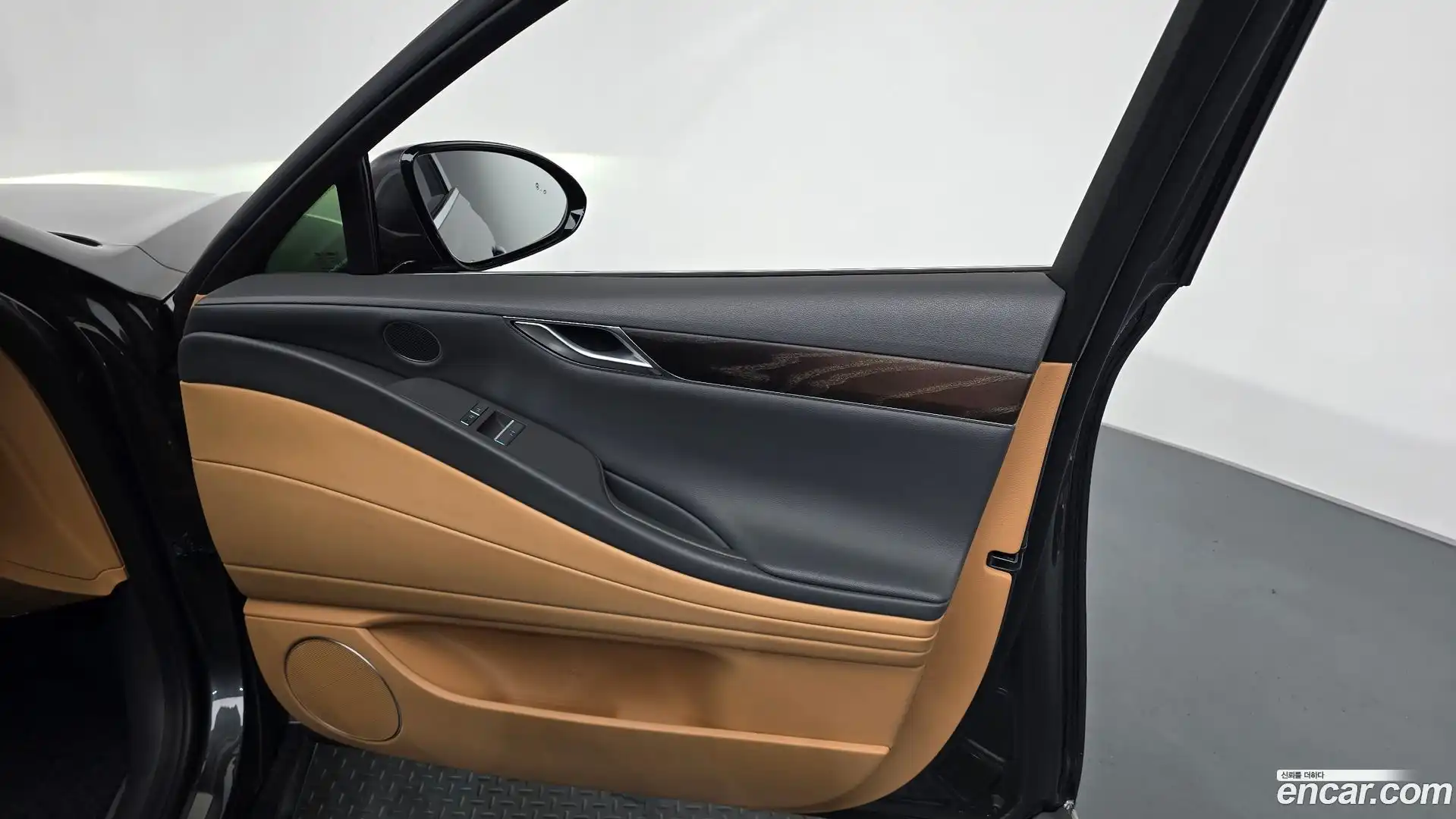 G80 Genesis 2020.6-INNER-034